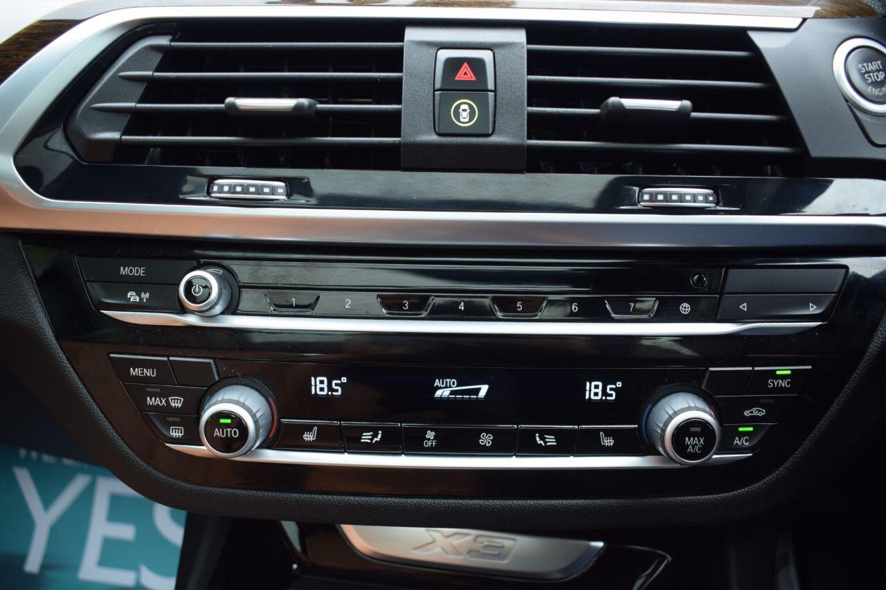 BMW X3 view 24