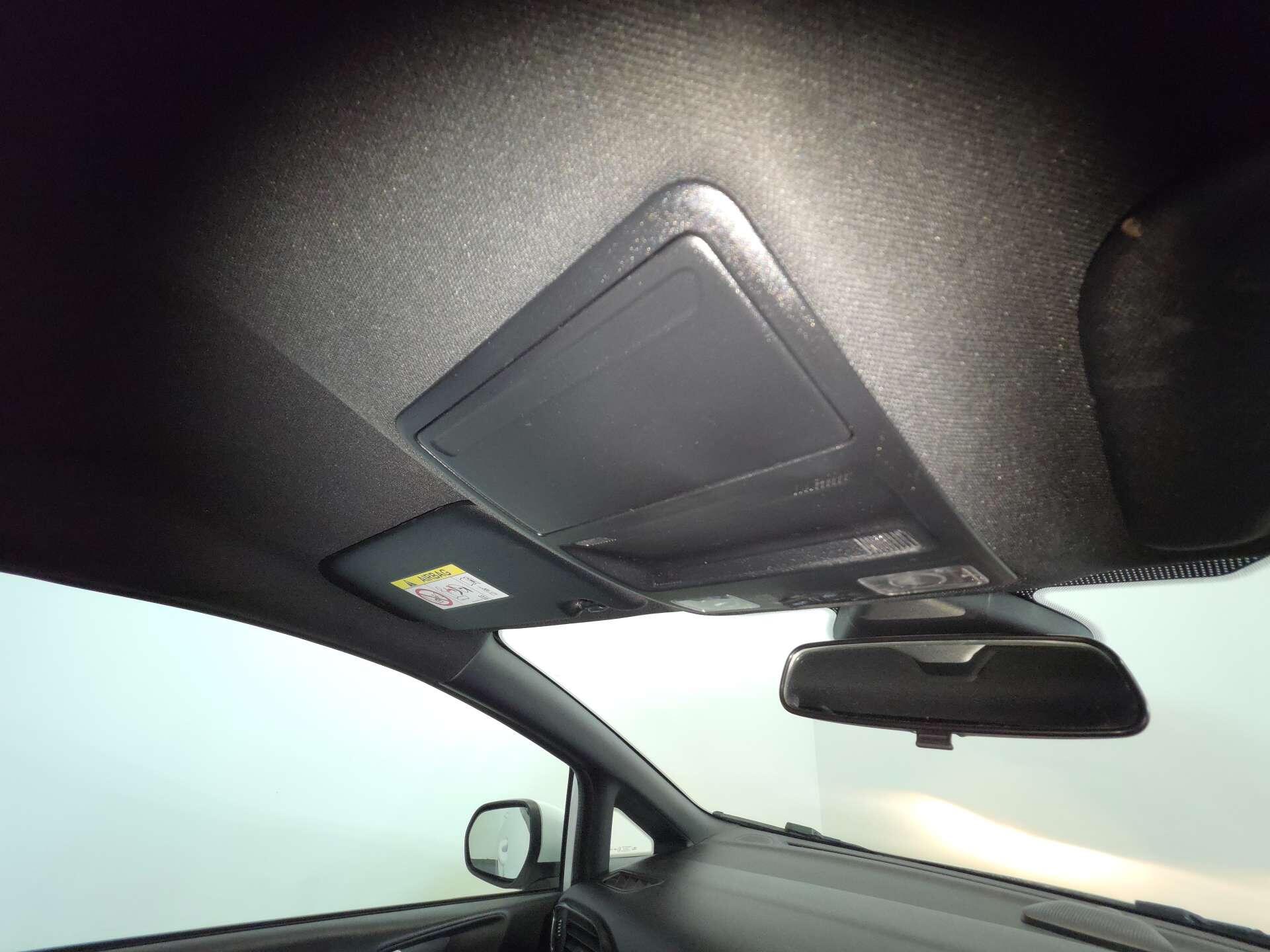 Ford Fiesta view 43
