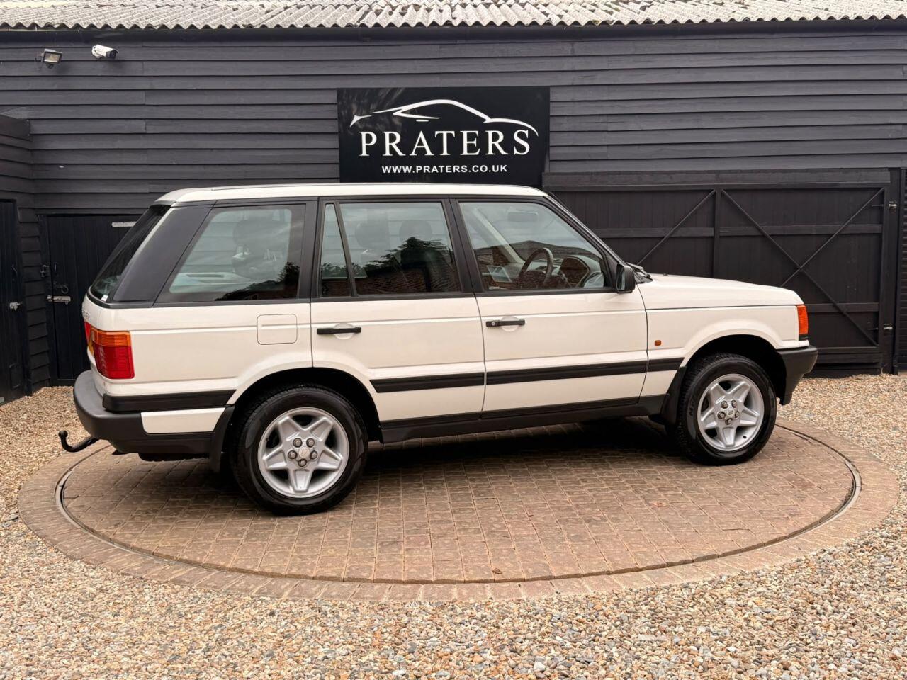 Land Rover Range Rover view 22