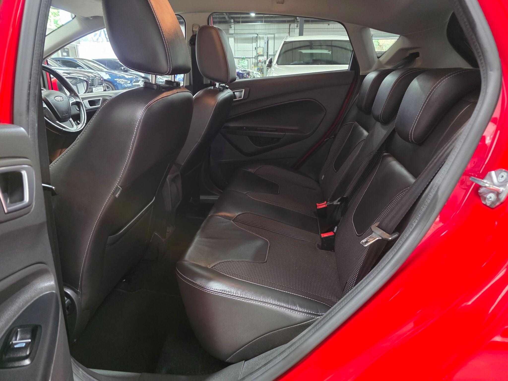 Ford Fiesta view 23