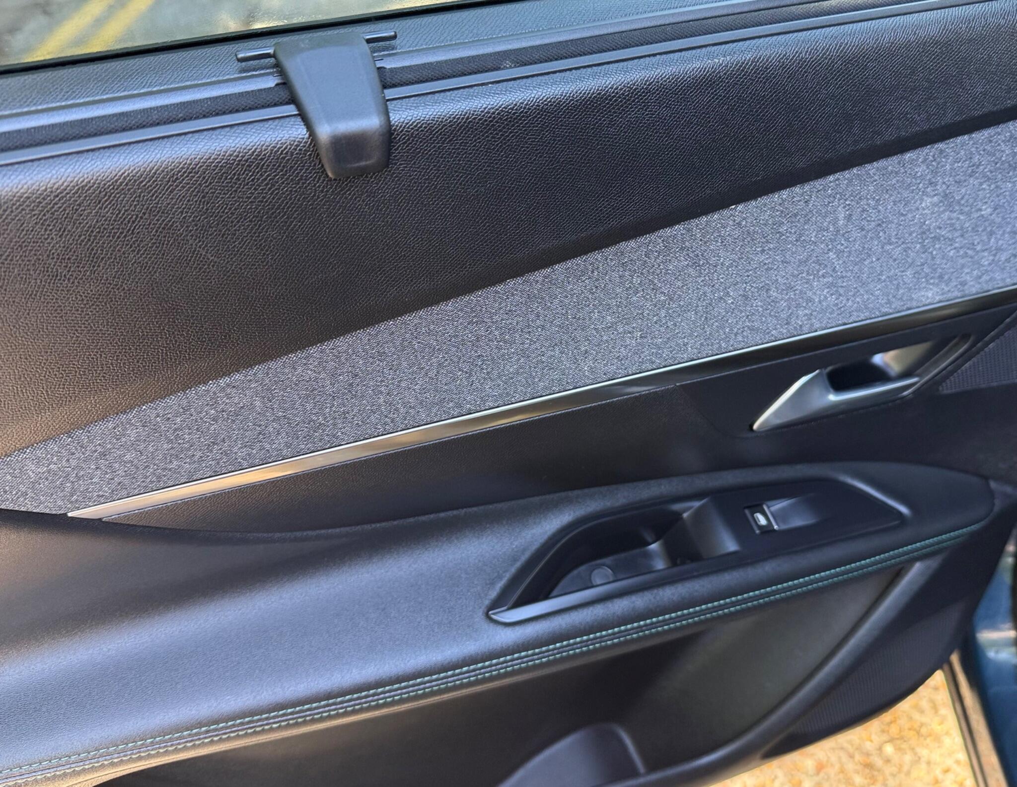 Peugeot 5008 view 29