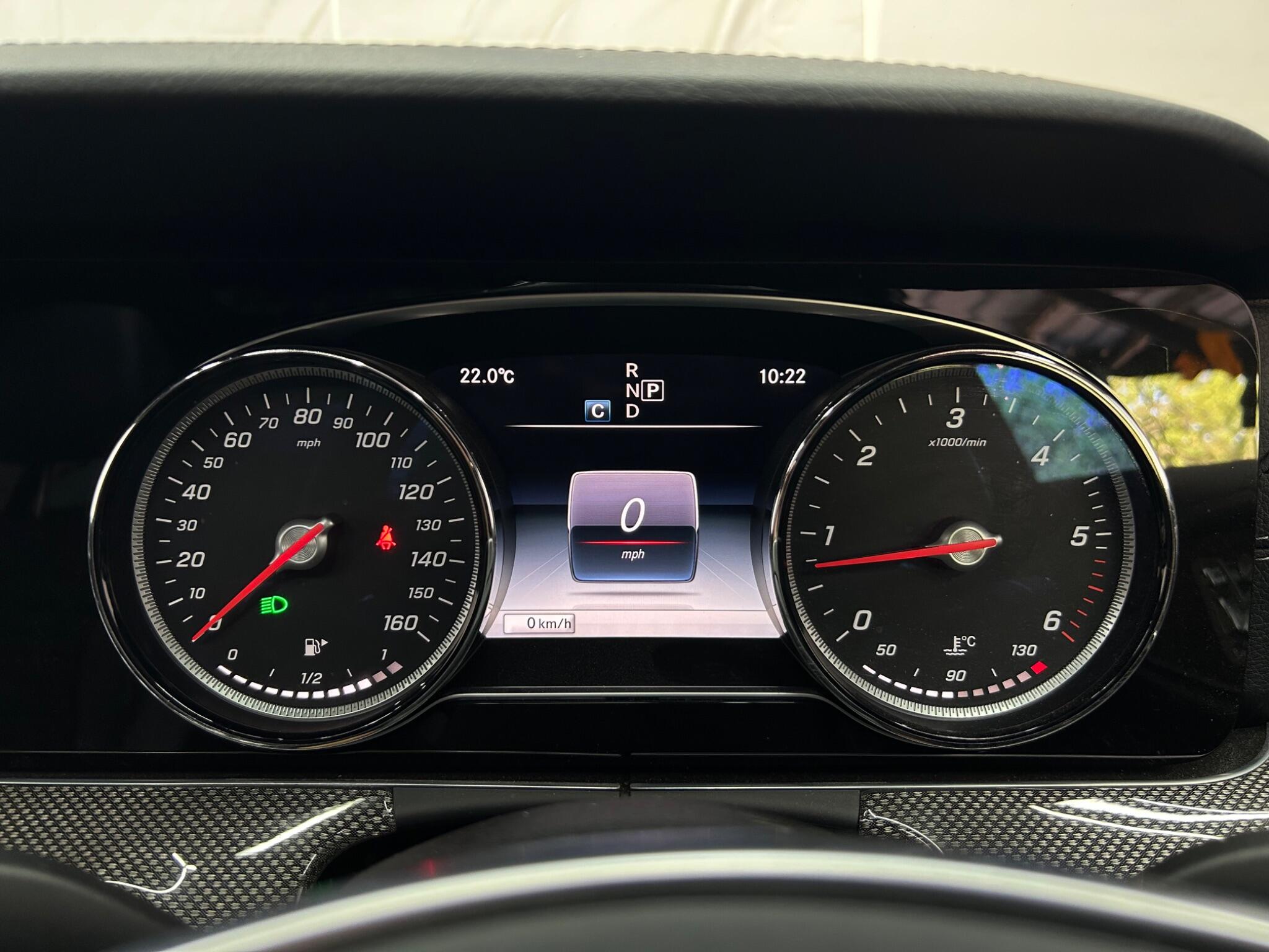 Mercedes-Benz E Class view 39