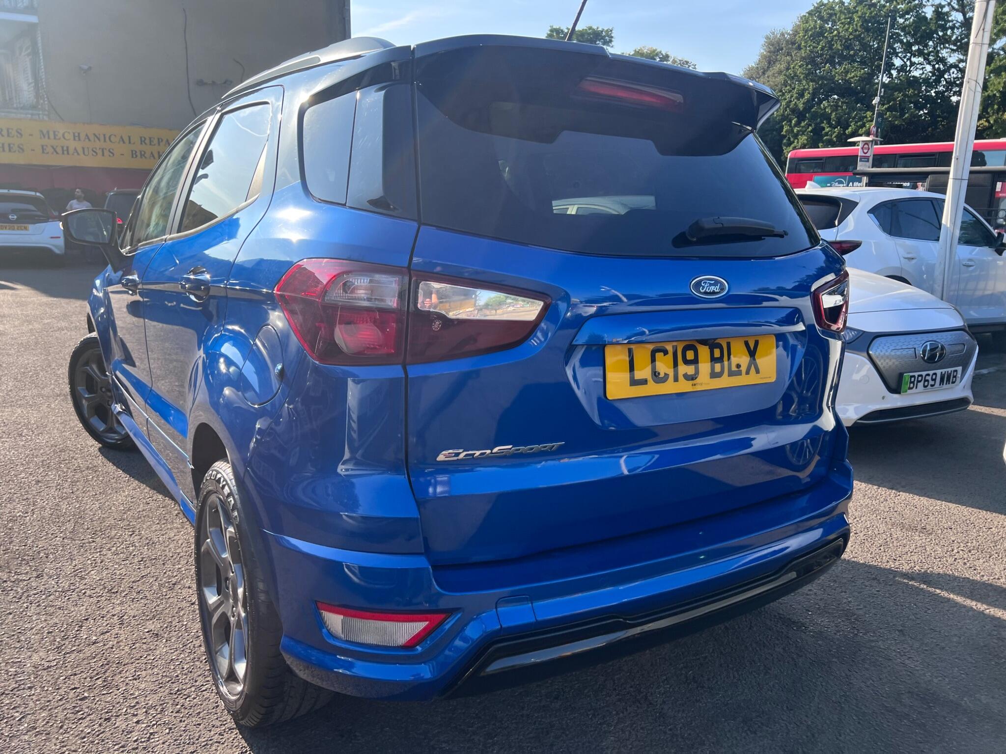 Ford Ecosport view 14