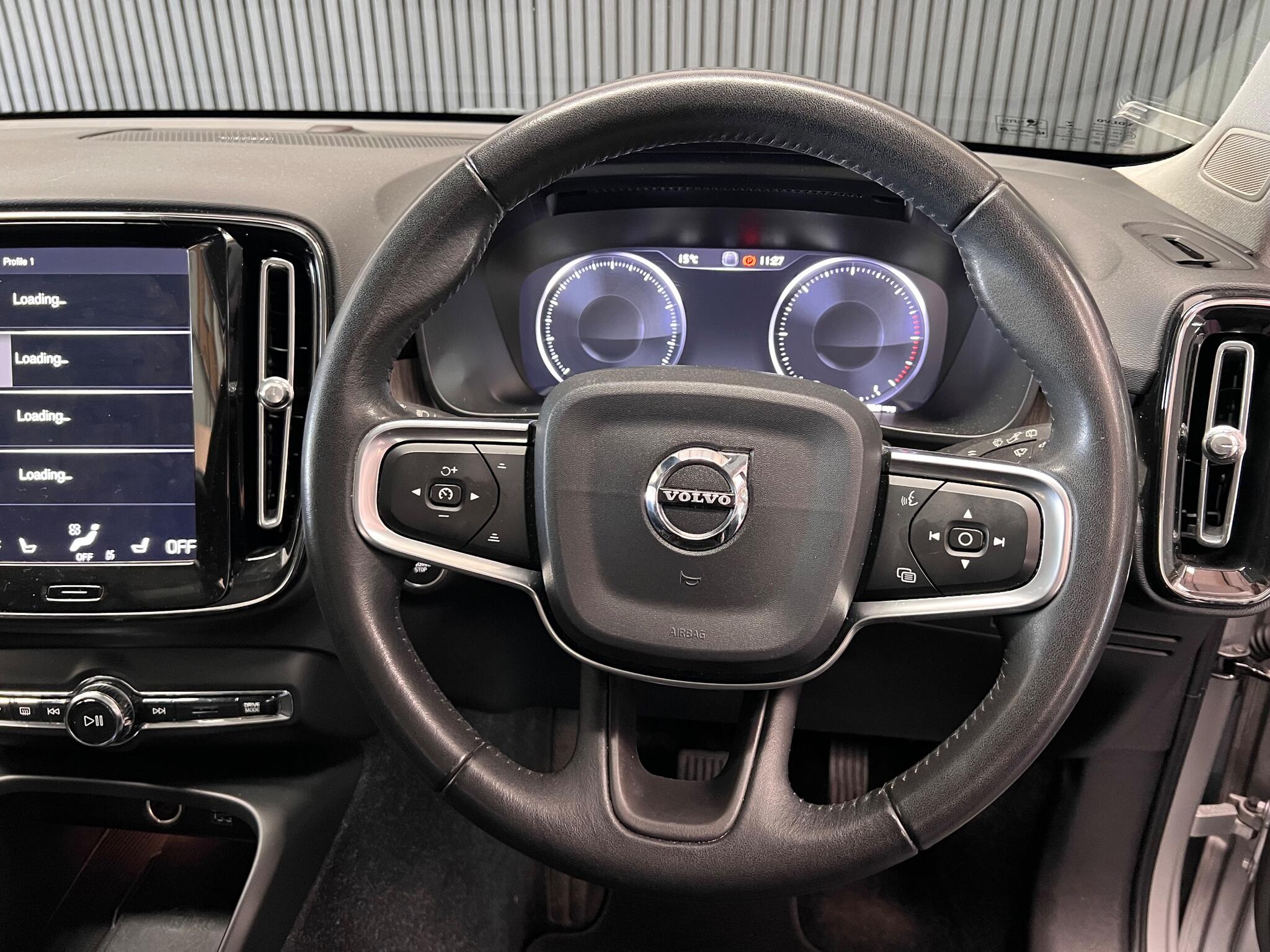 Volvo XC40 view 31