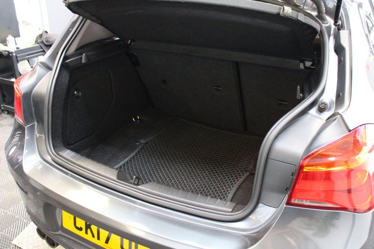 BMW 1 Series view 12