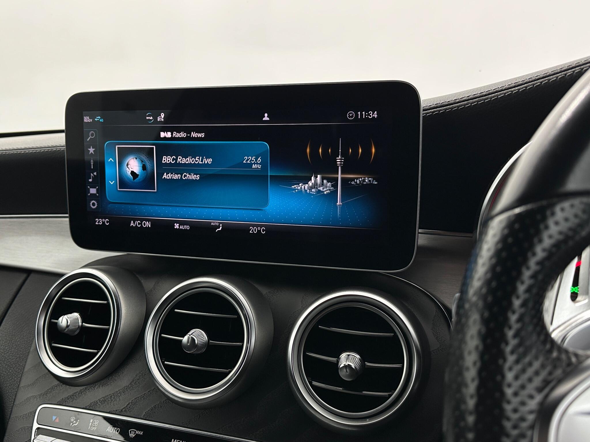 Mercedes-Benz C-Class view 28