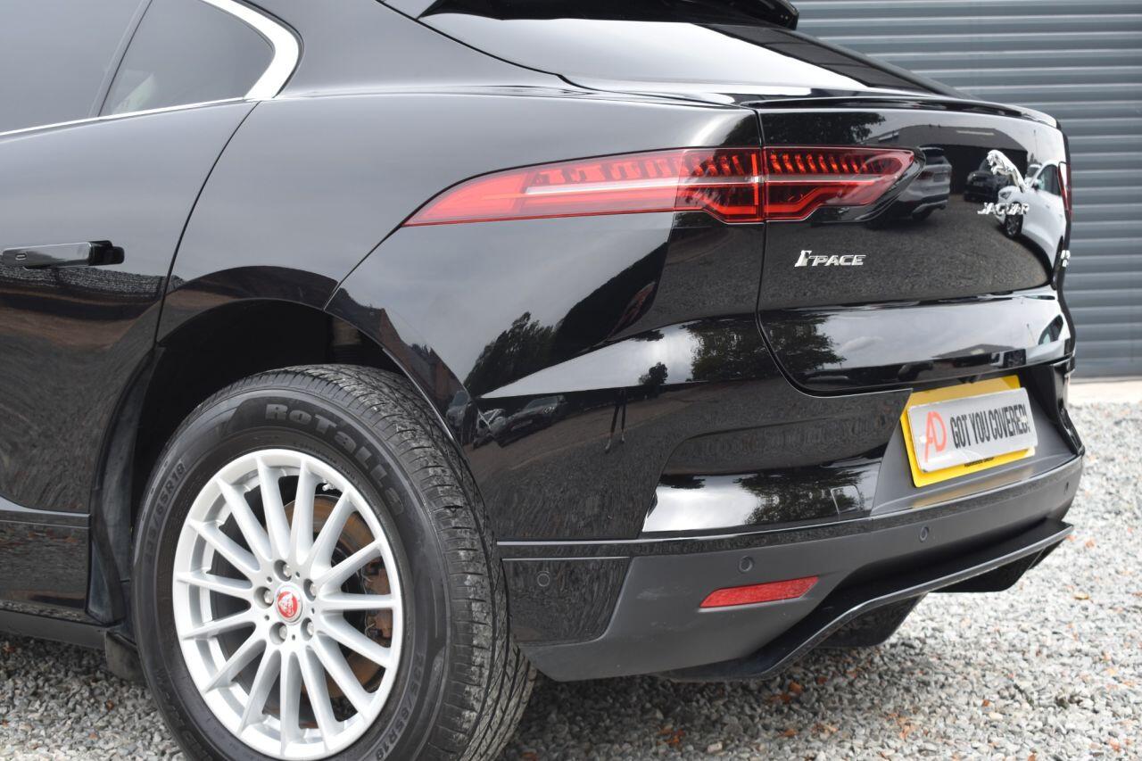 Jaguar I-Pace view 18