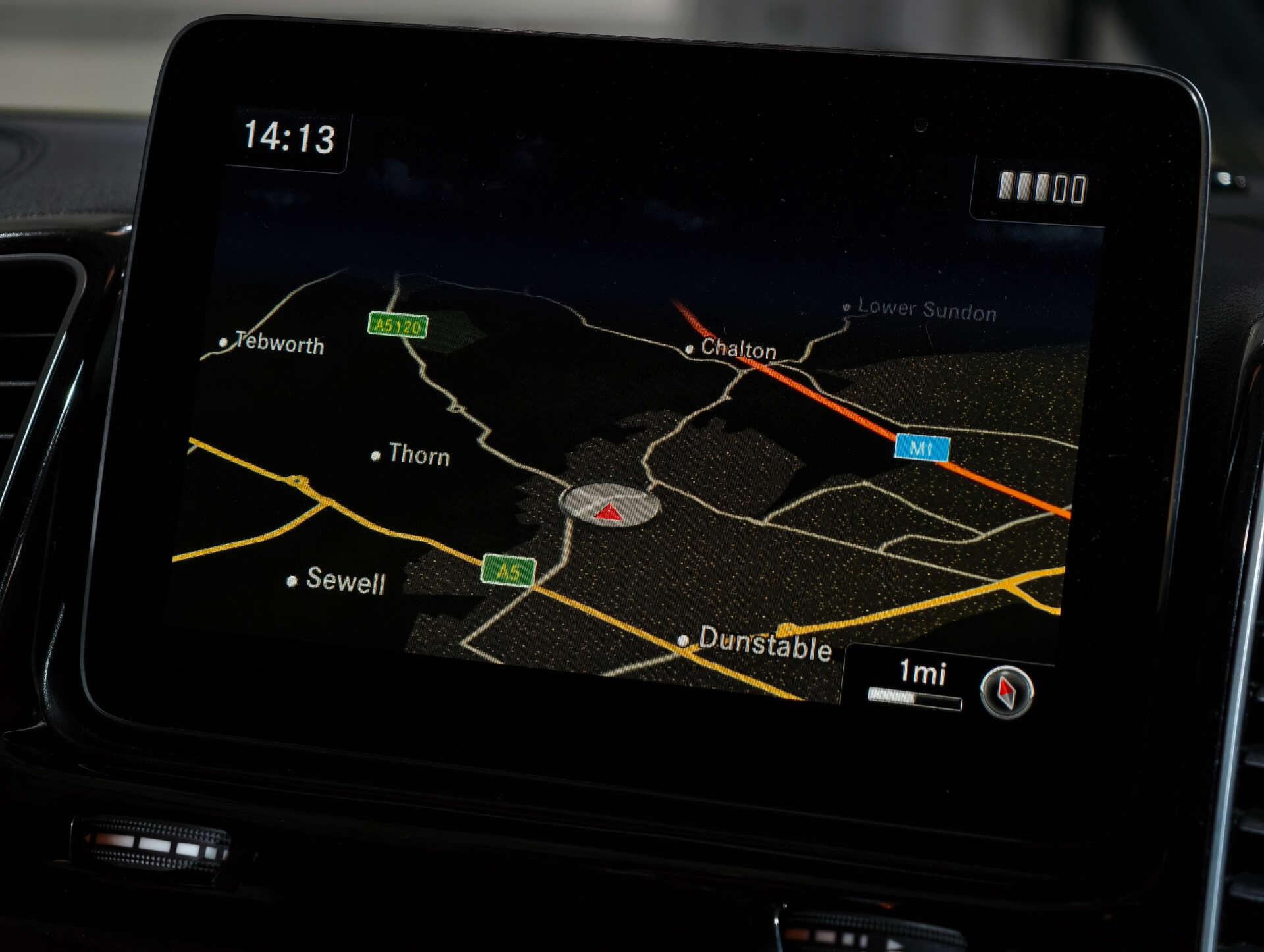 Mercedes-Benz GLS view 48