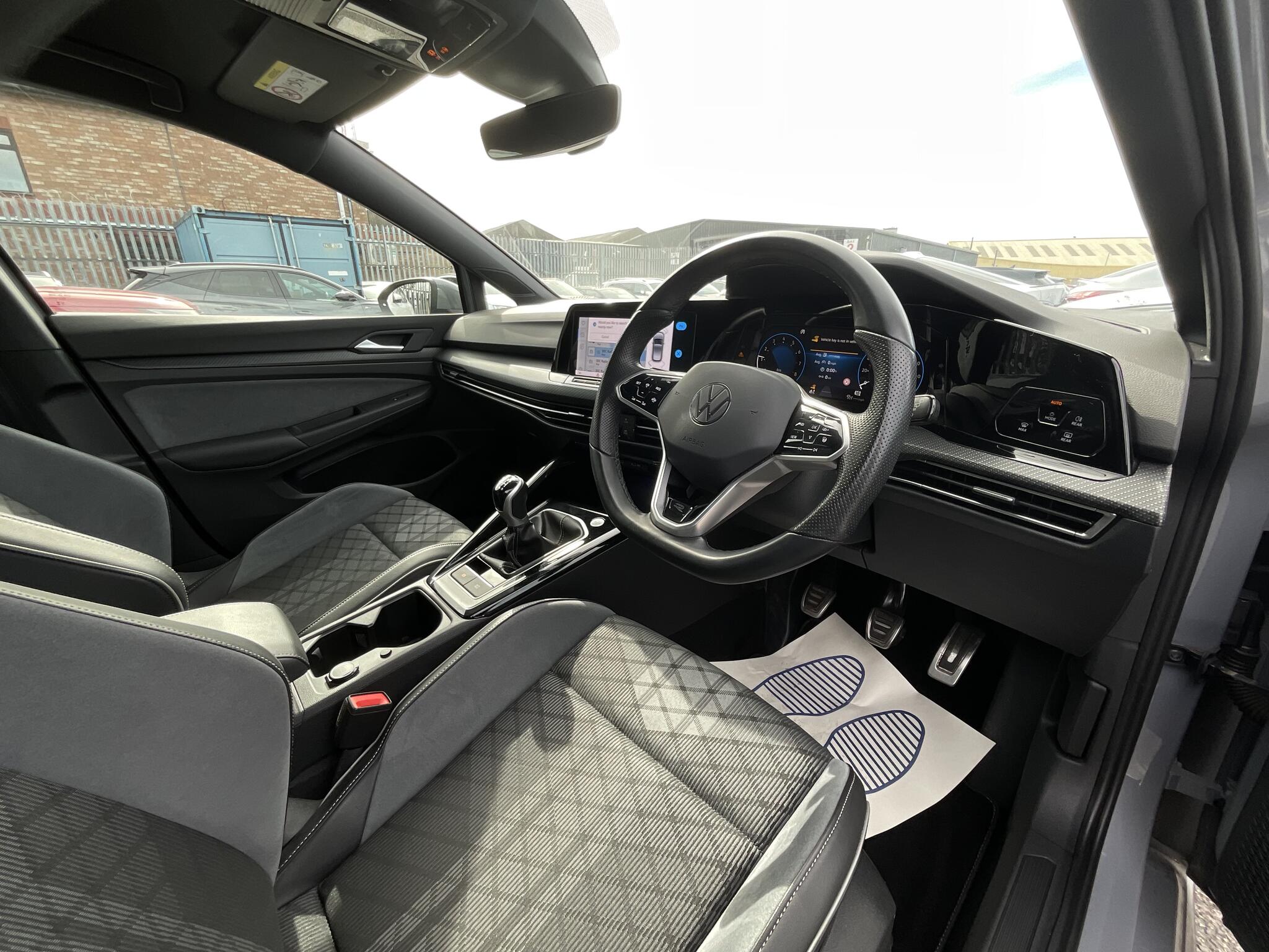 Volkswagen Golf view 7