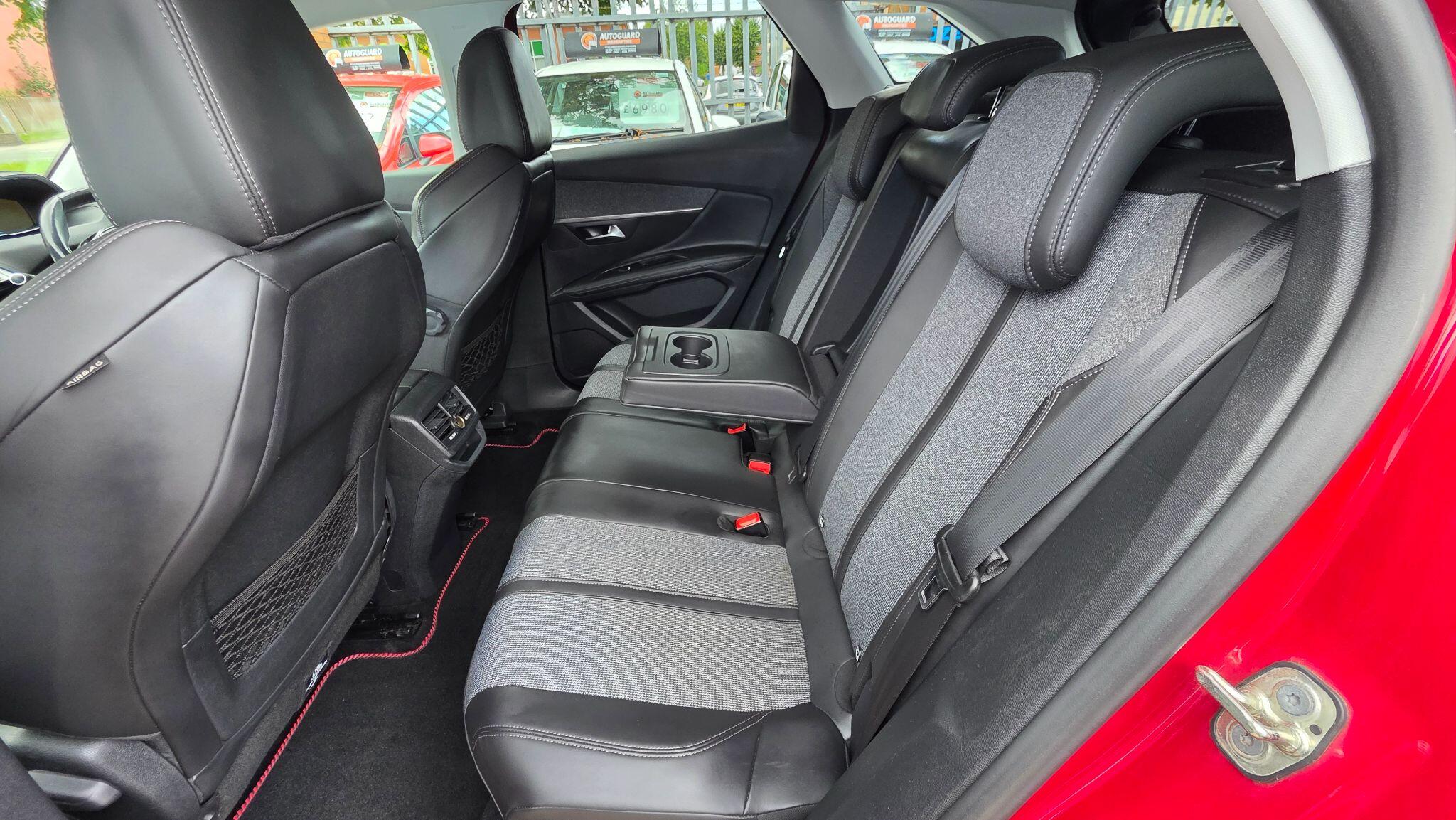 Peugeot 3008 view 30