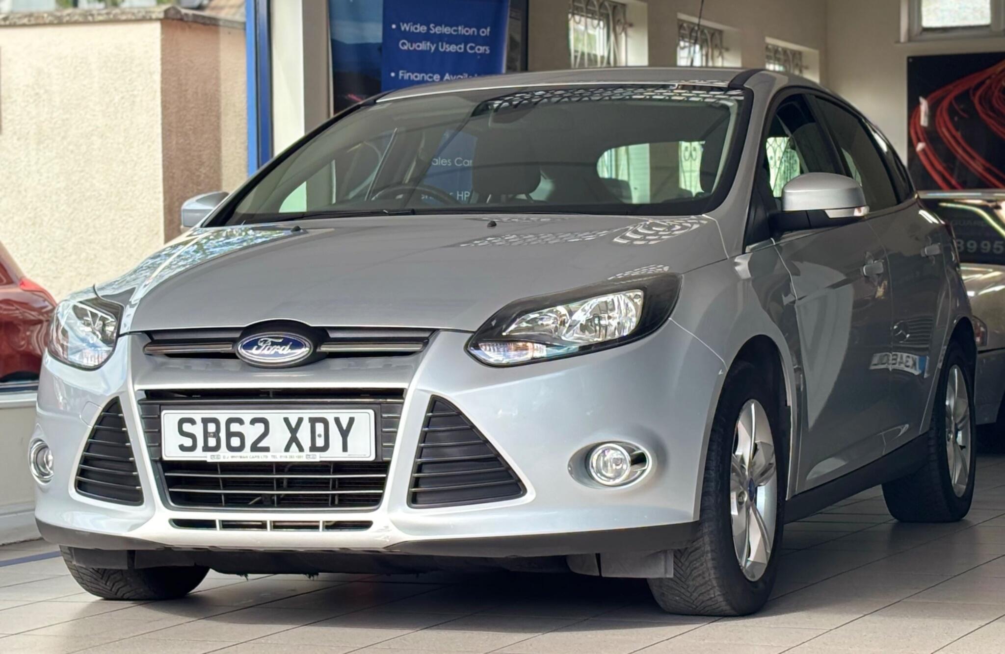 Ford Focus view 6