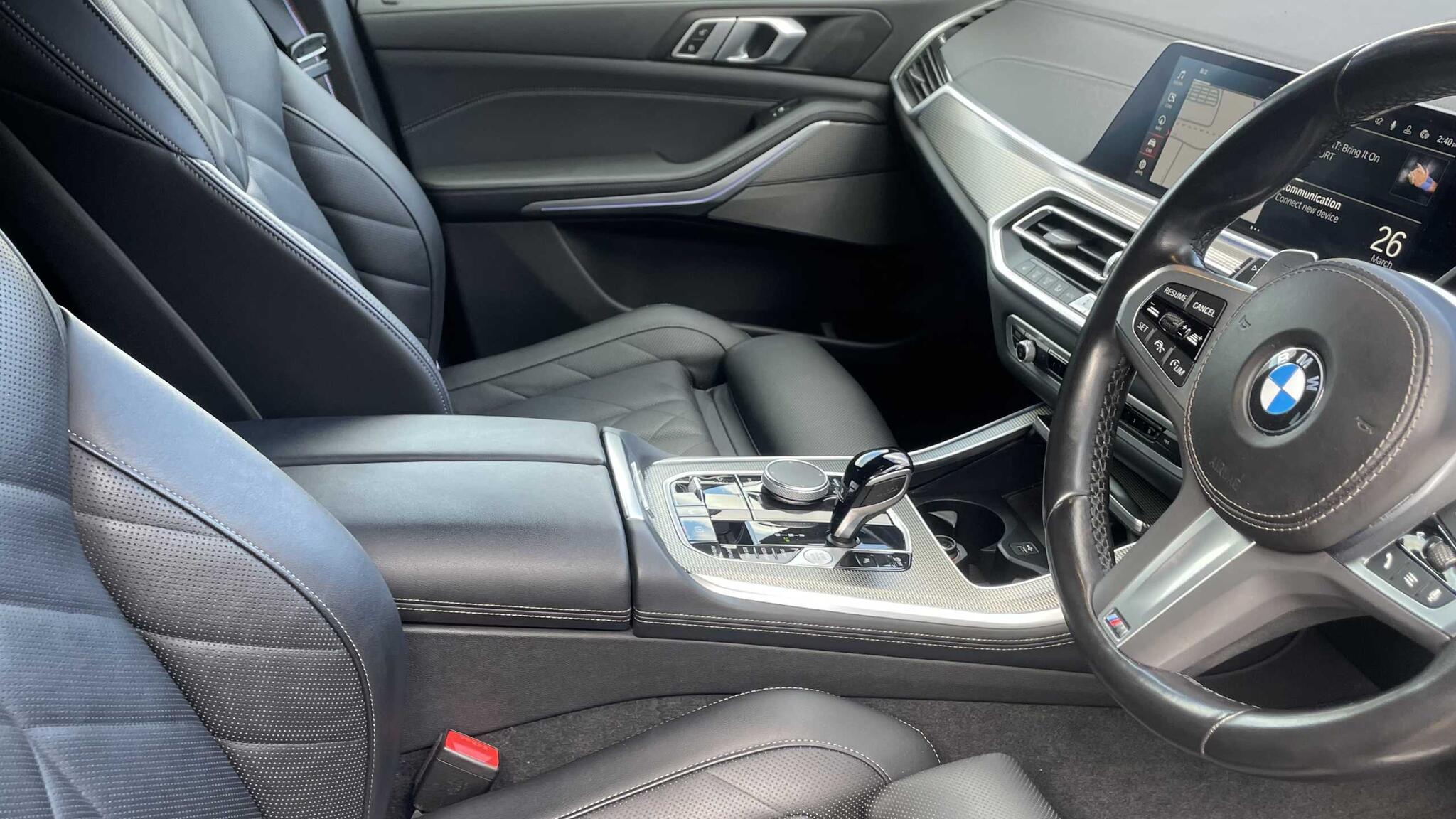 BMW X5 view 34