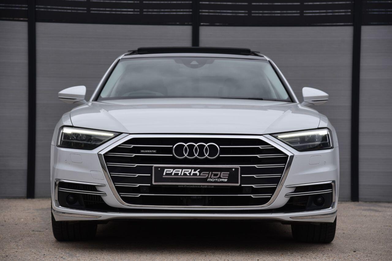 Audi A8 view 4