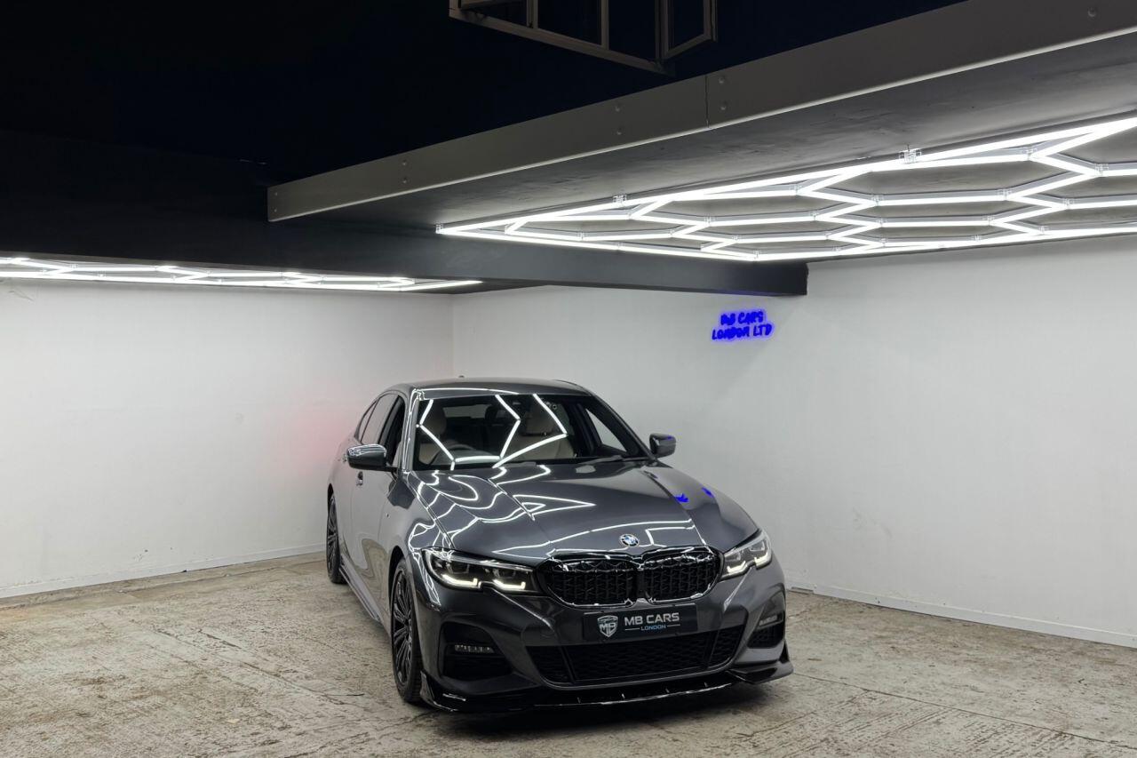 BMW 3 Series view 6