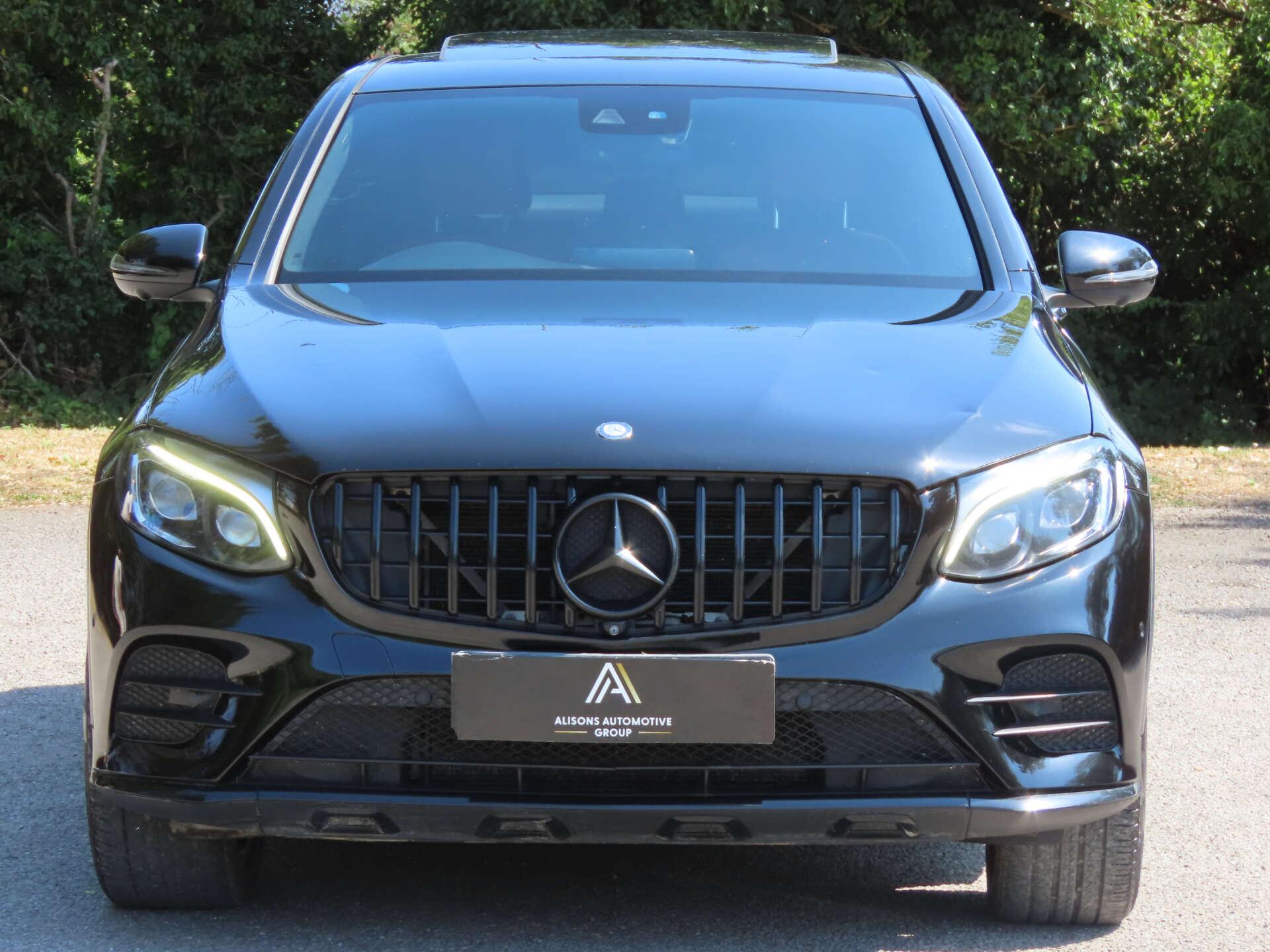 Mercedes-Benz GLC view 2
