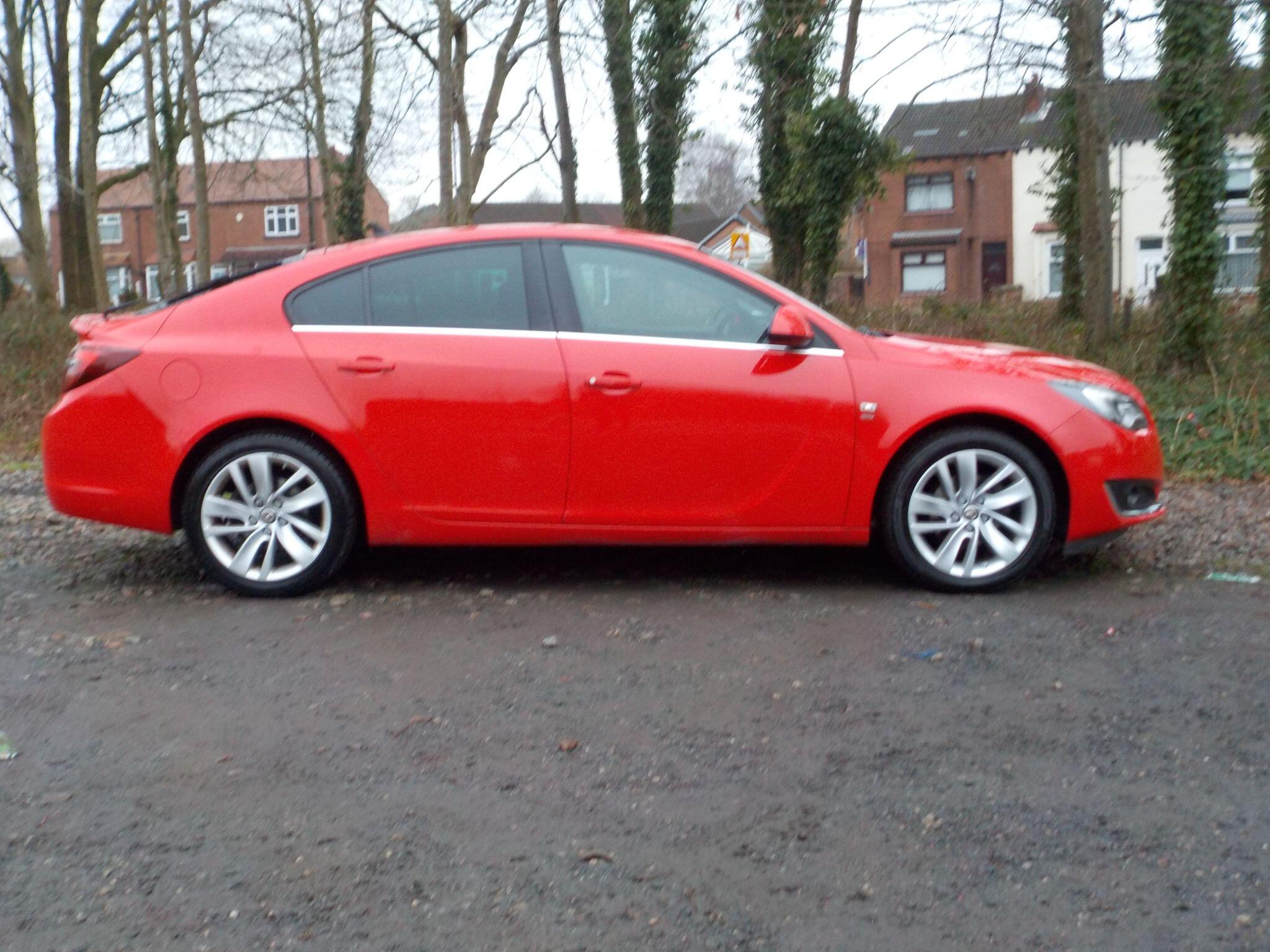 Vauxhall Insignia 1.8 16V SRi Nav Euro 5 5dr