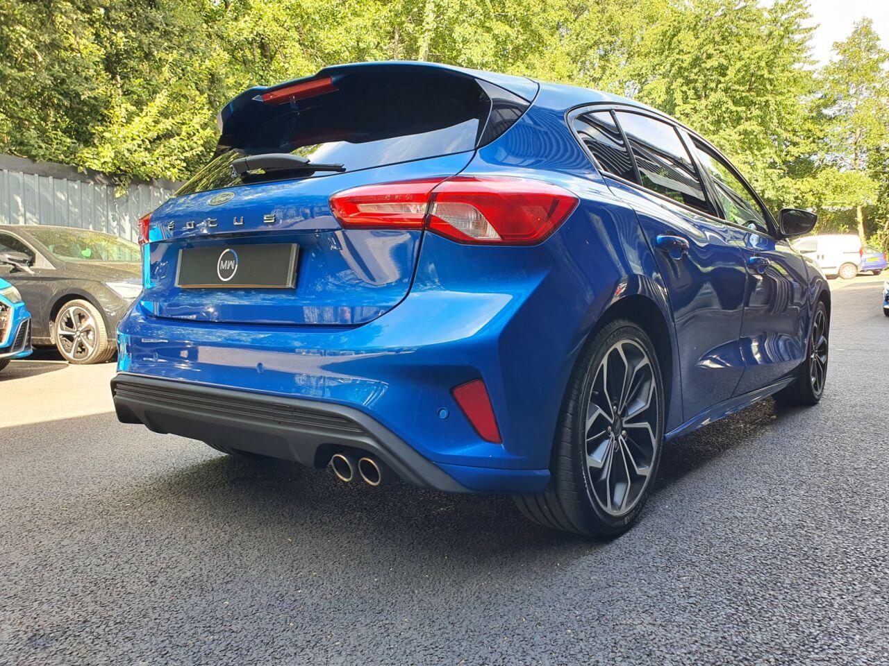 Ford Focus view 6