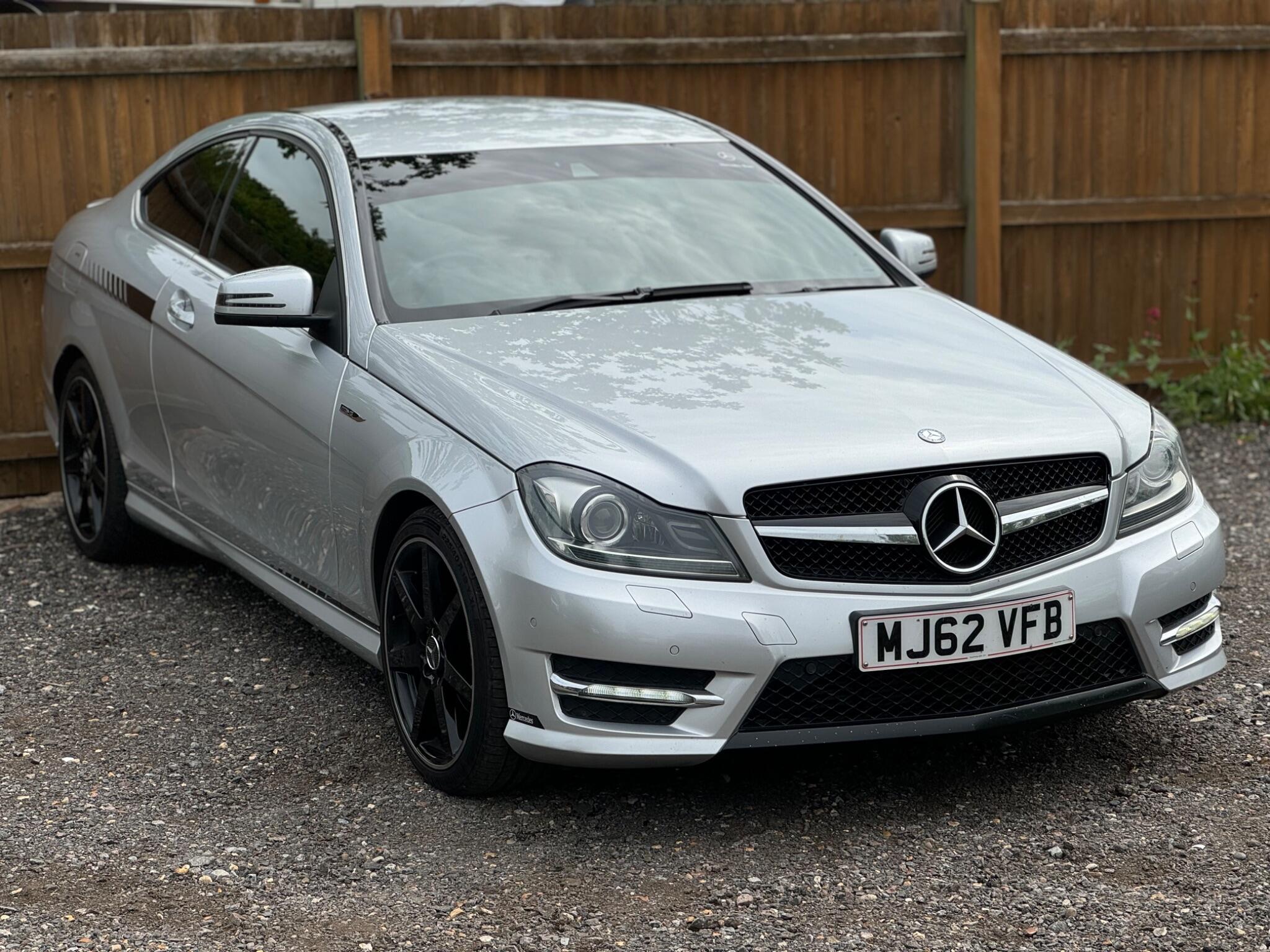 Mercedes-Benz C-Class view 6