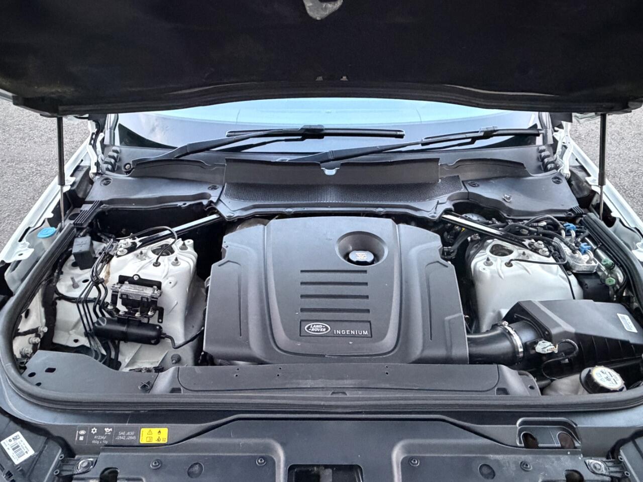 Land Rover Discovery view 43