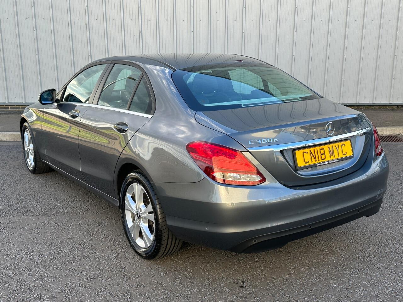 Mercedes-Benz C Class view 28