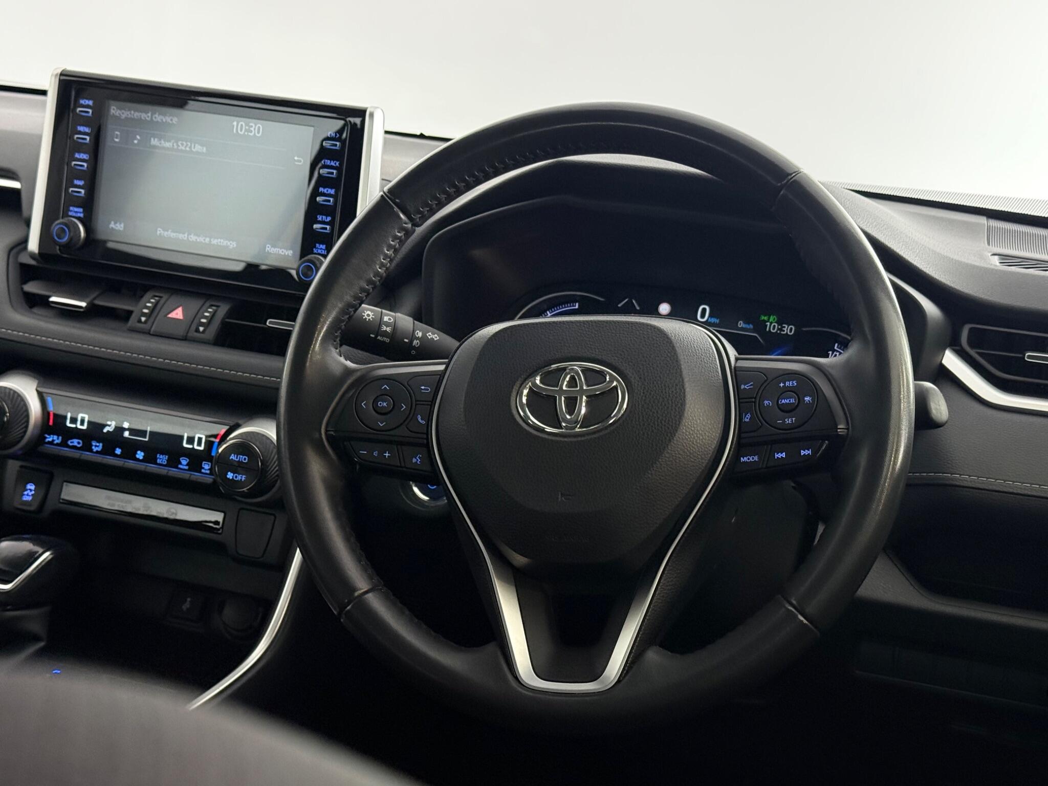 Toyota Rav4 view 13
