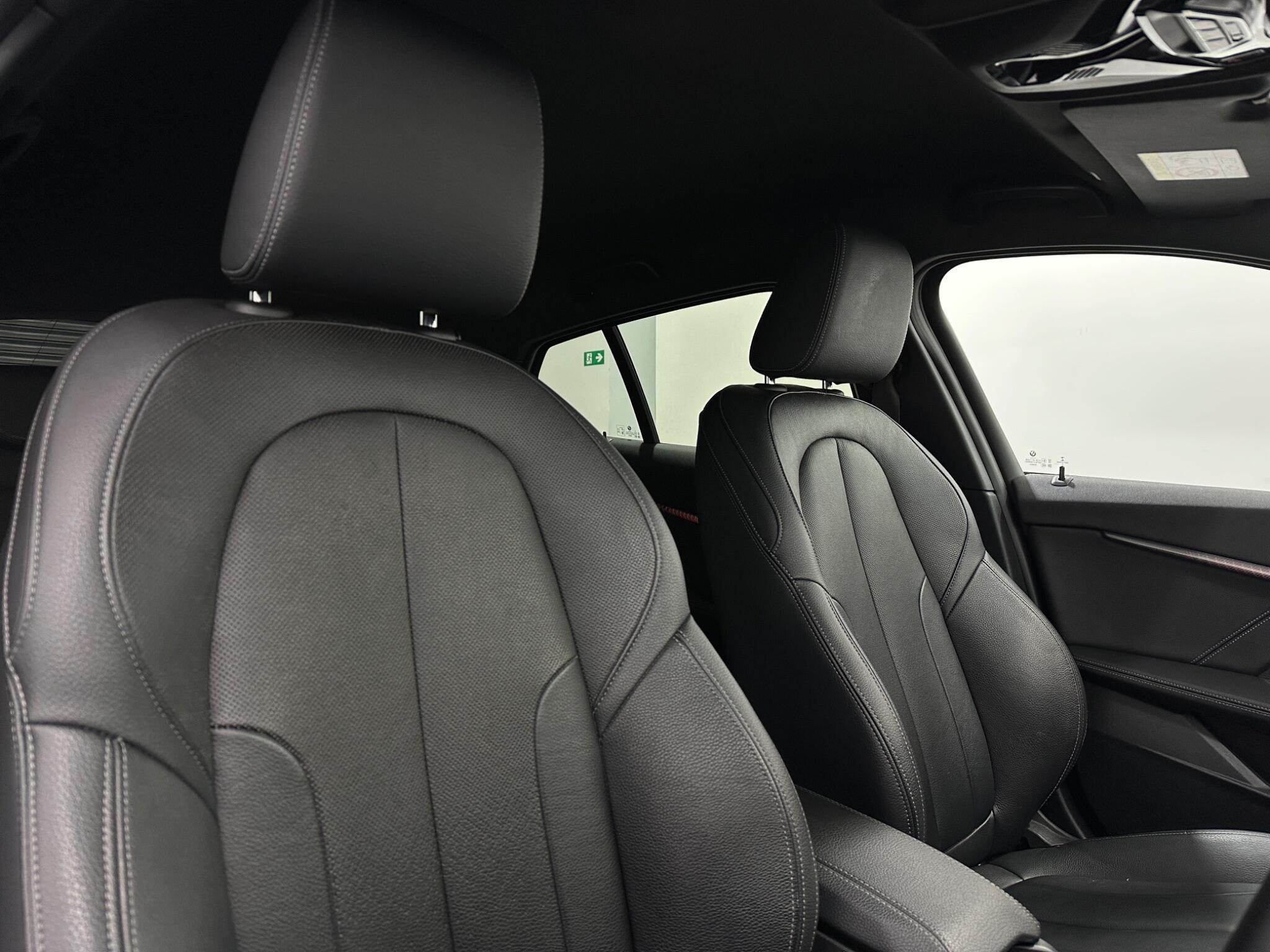 BMW 1 Series view 35
