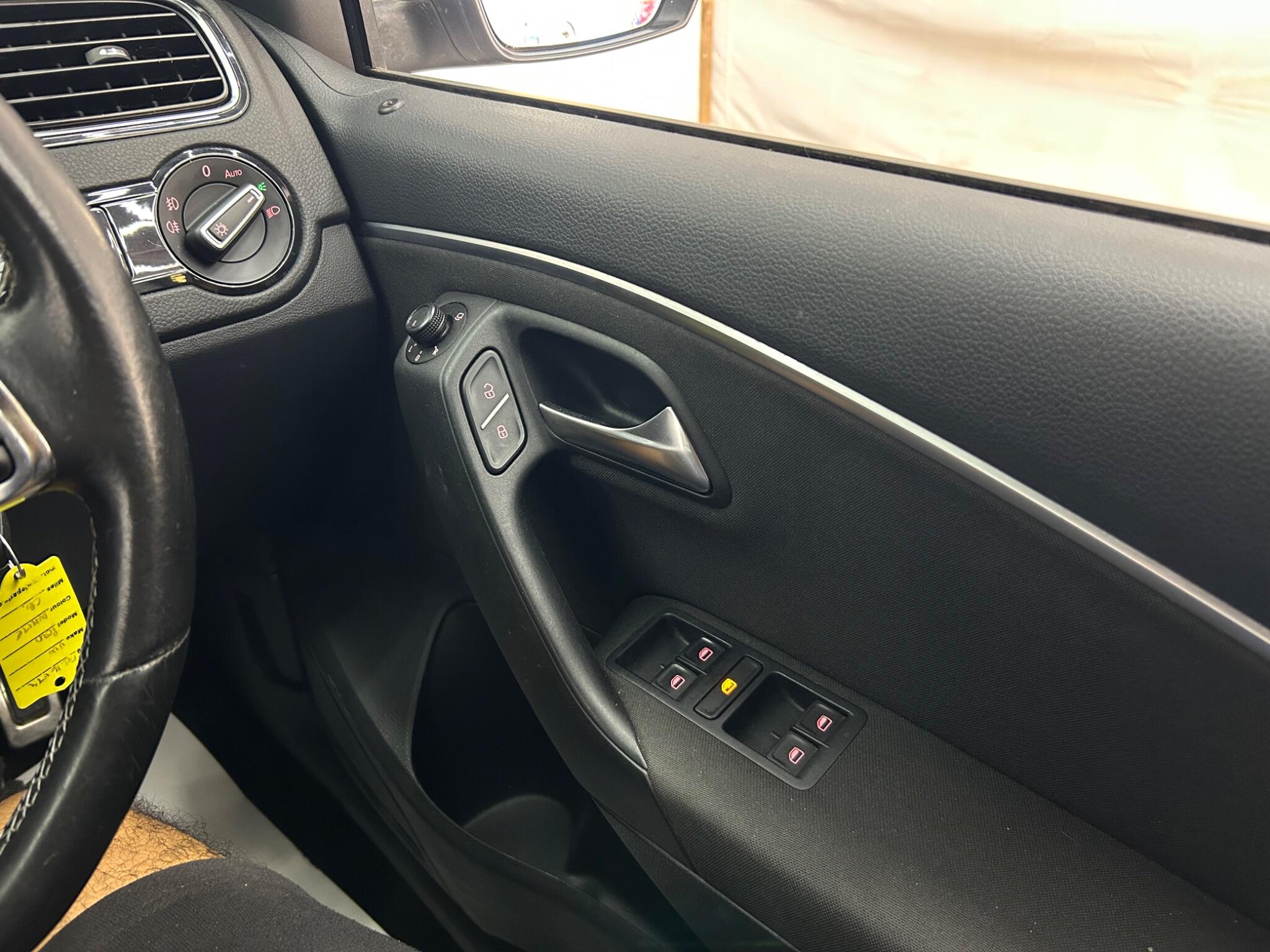 Volkswagen Polo view 49