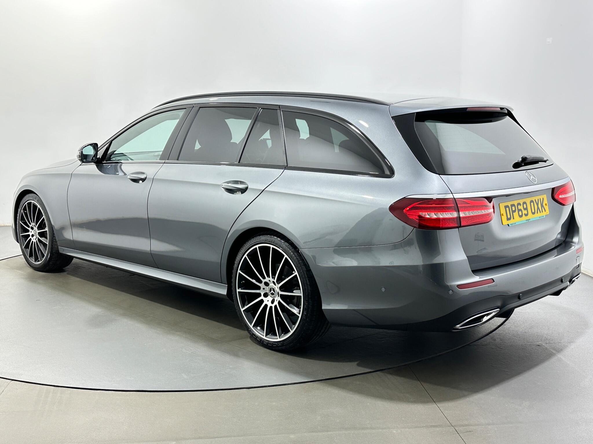 Mercedes-Benz E Class view 6