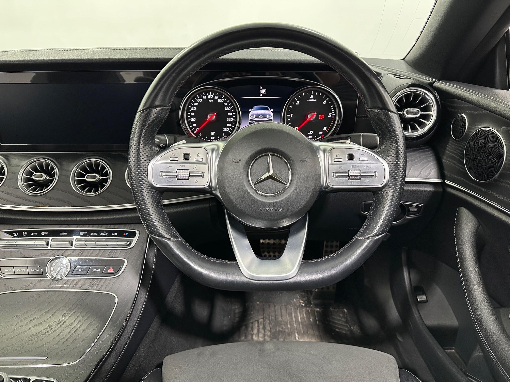 Mercedes-Benz E-Class view 13