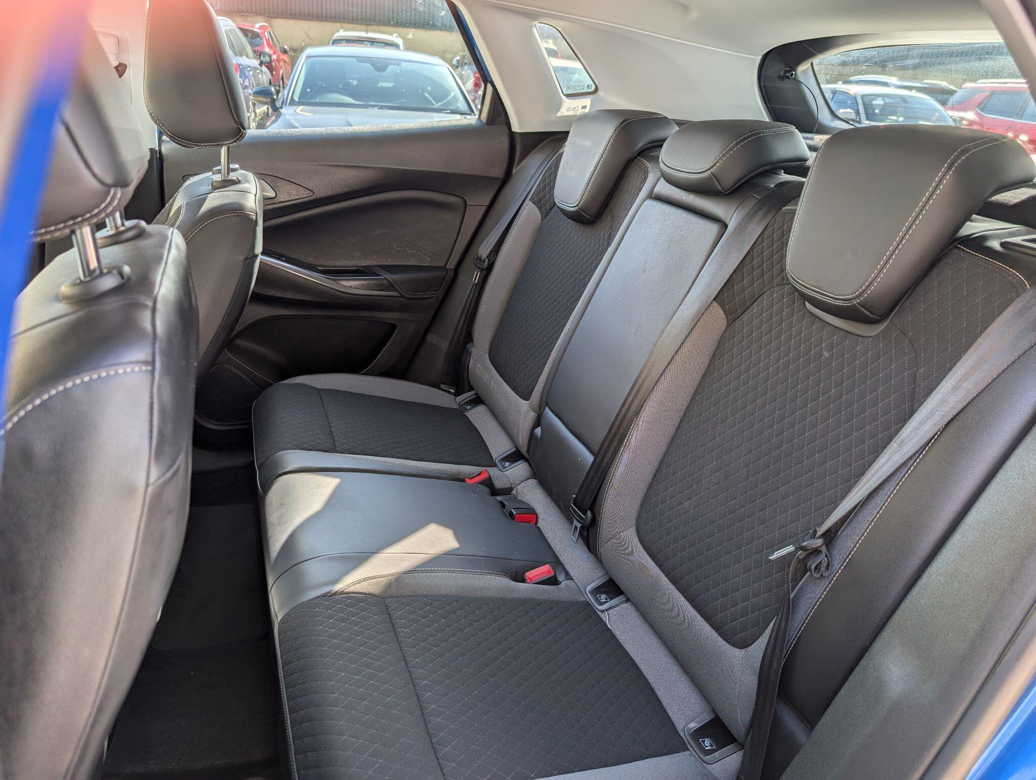 Vauxhall Grandland X view 21