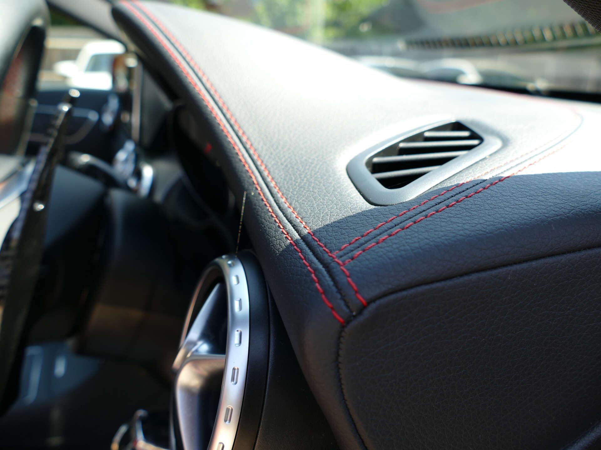 Mercedes-Benz Gla view 45