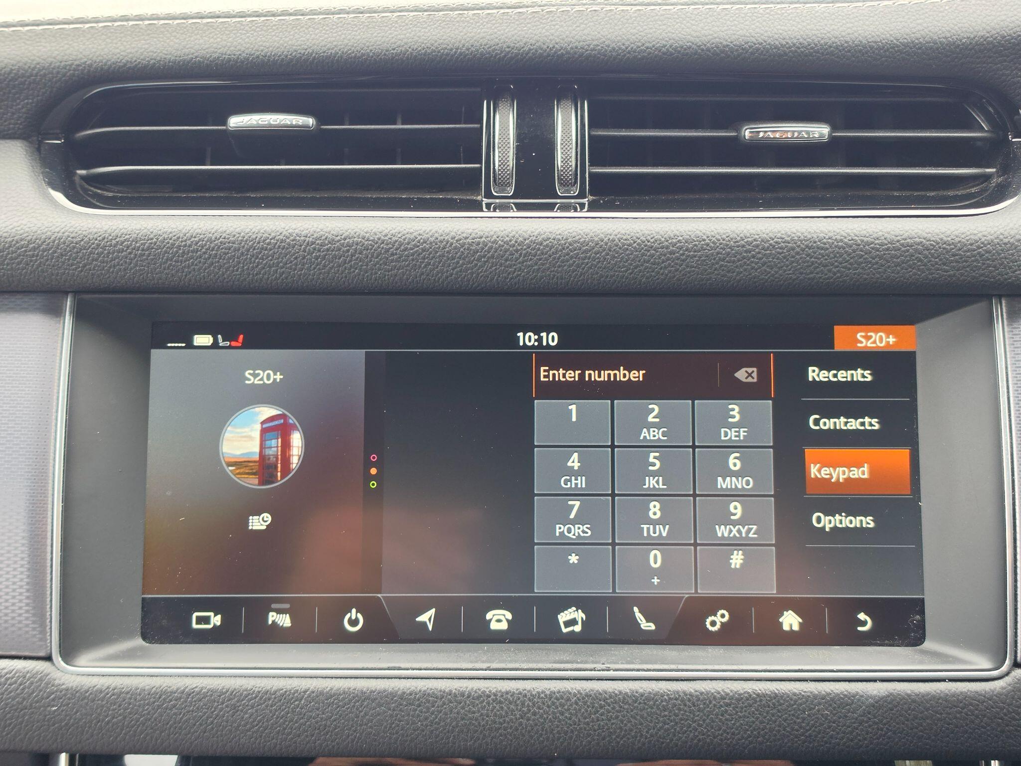 Jaguar XF view 16