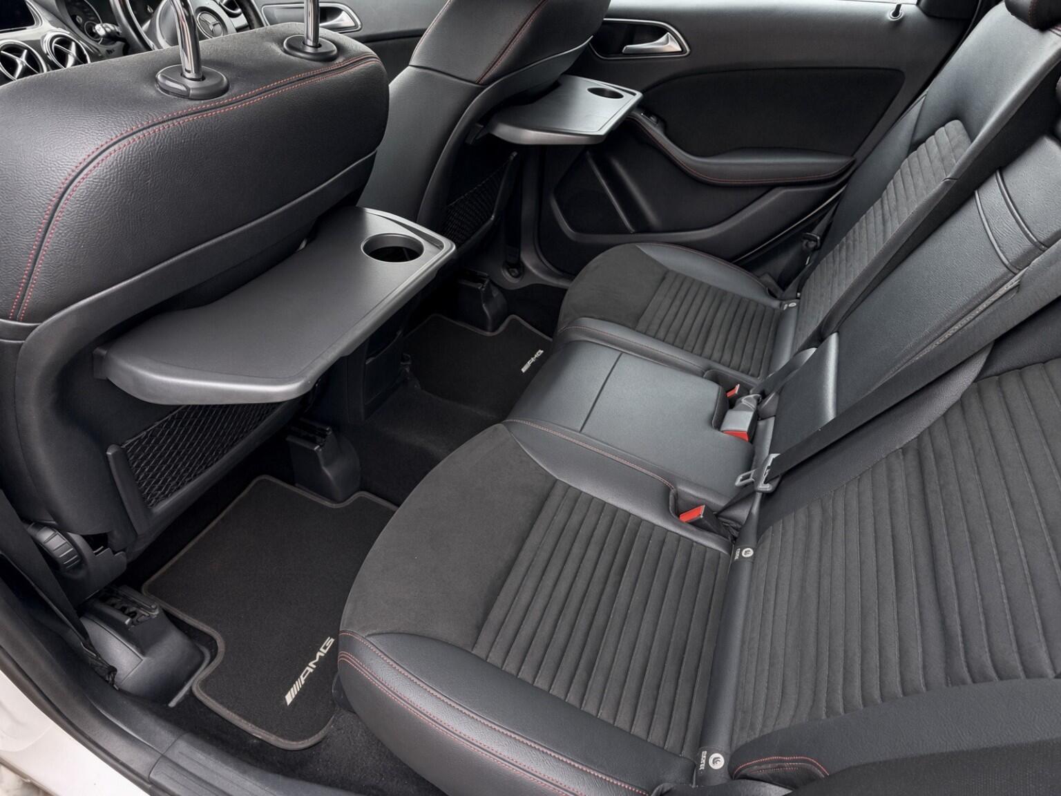 Mercedes-Benz B-Class view 13