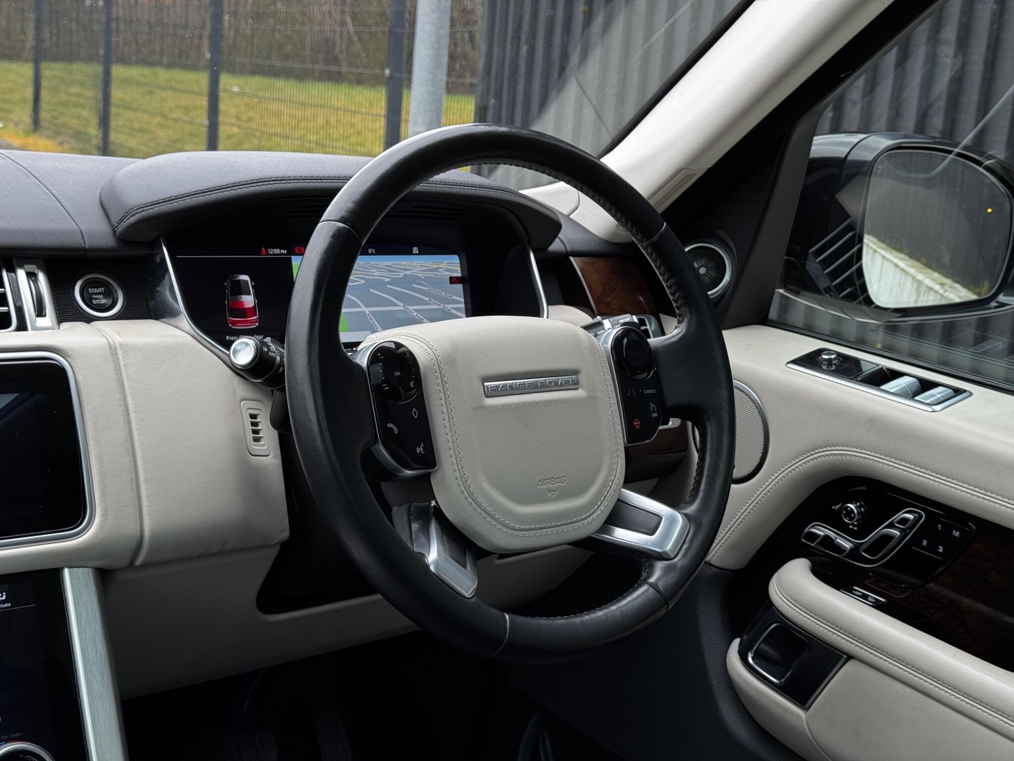Land Rover Range Rover view 47