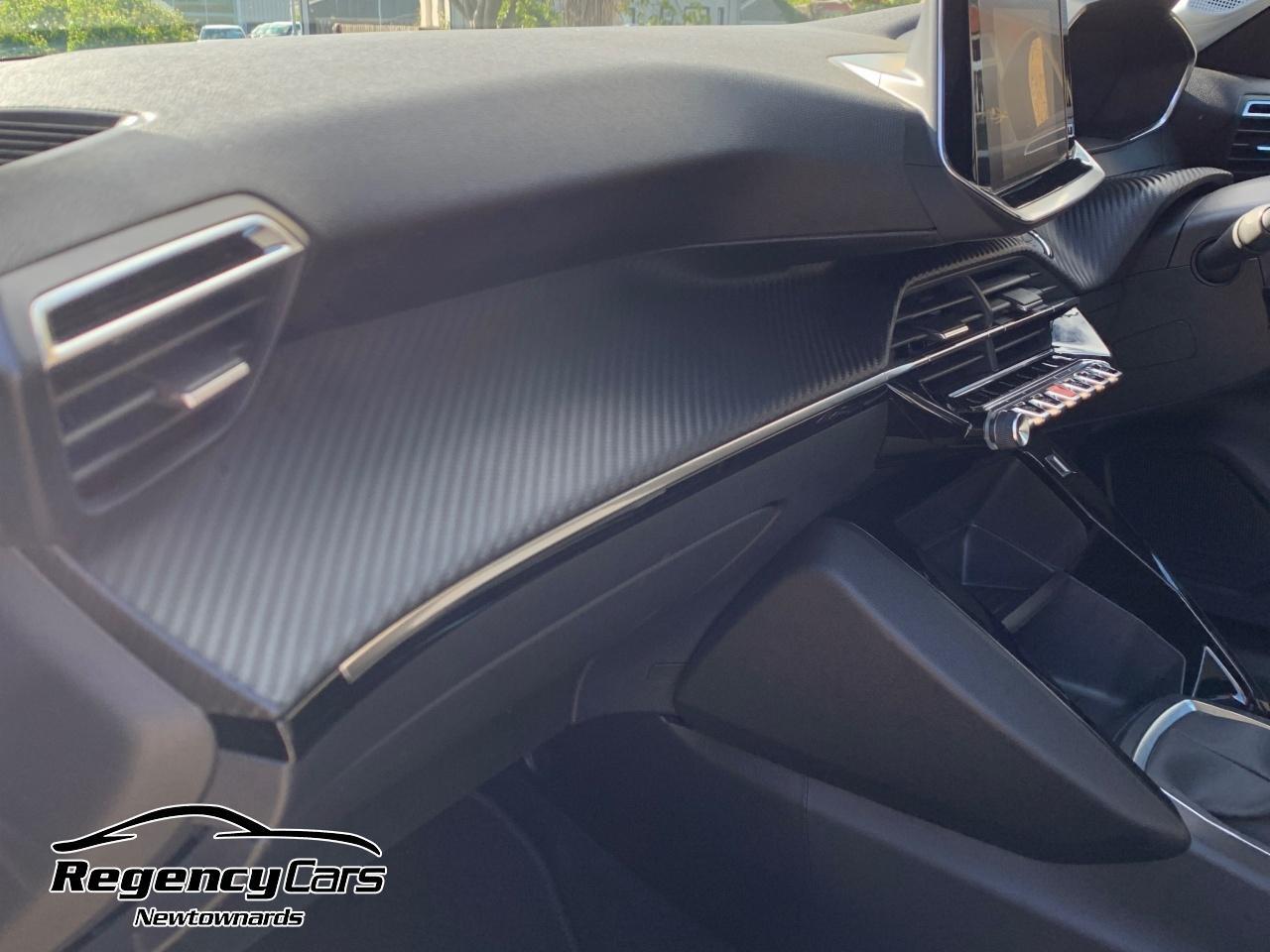 Peugeot 208 view 51