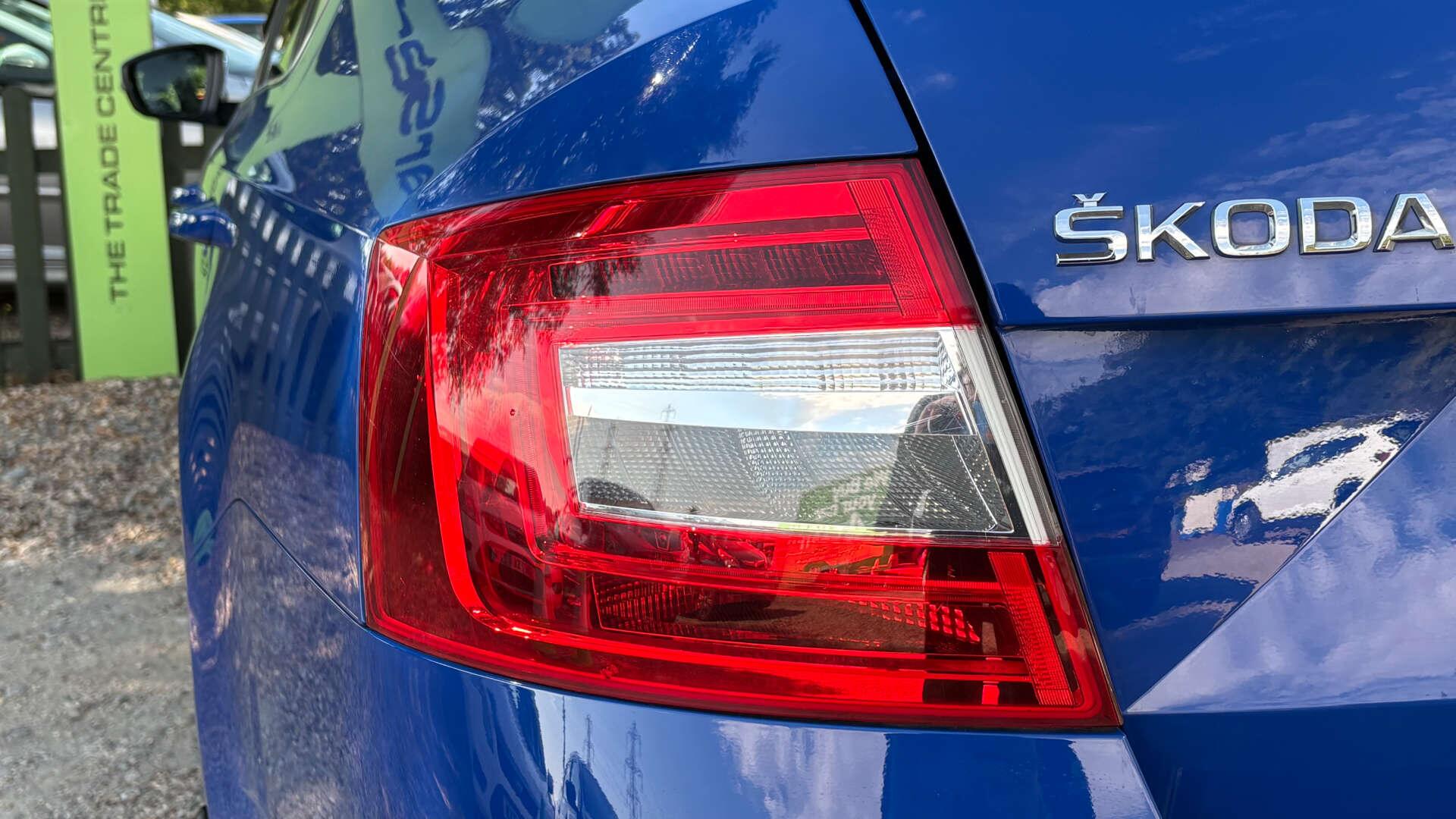 Skoda Octavia view 44