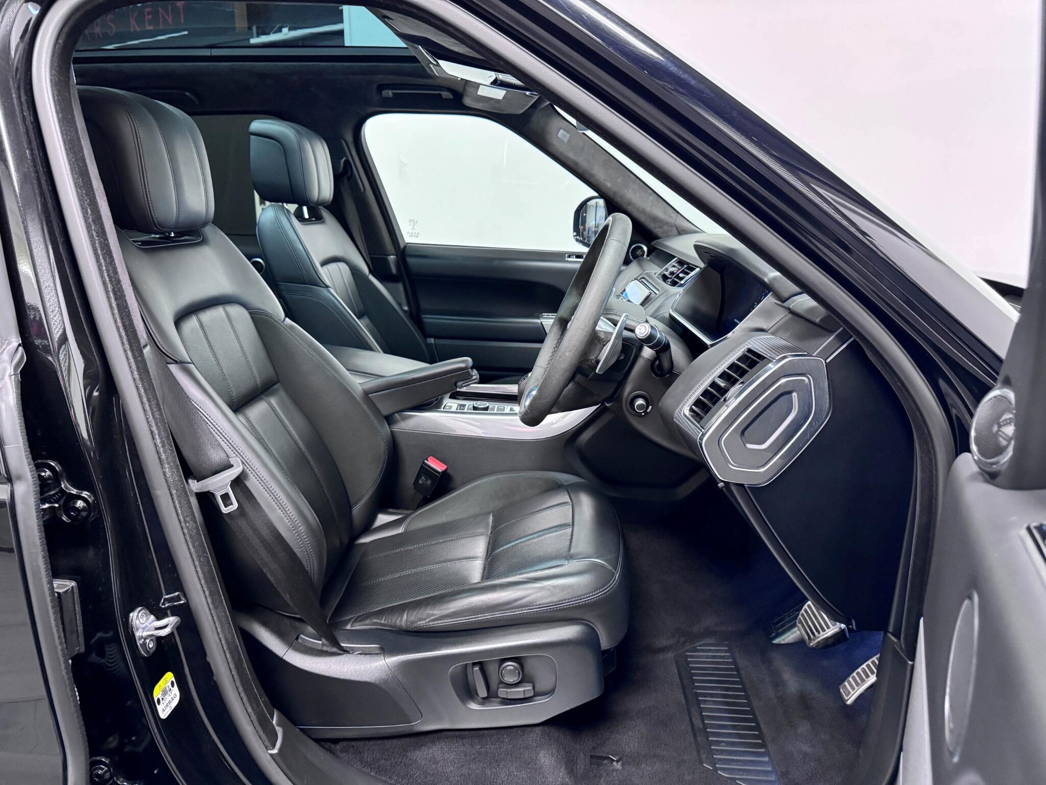 Land Rover Range Rover Sport view 34