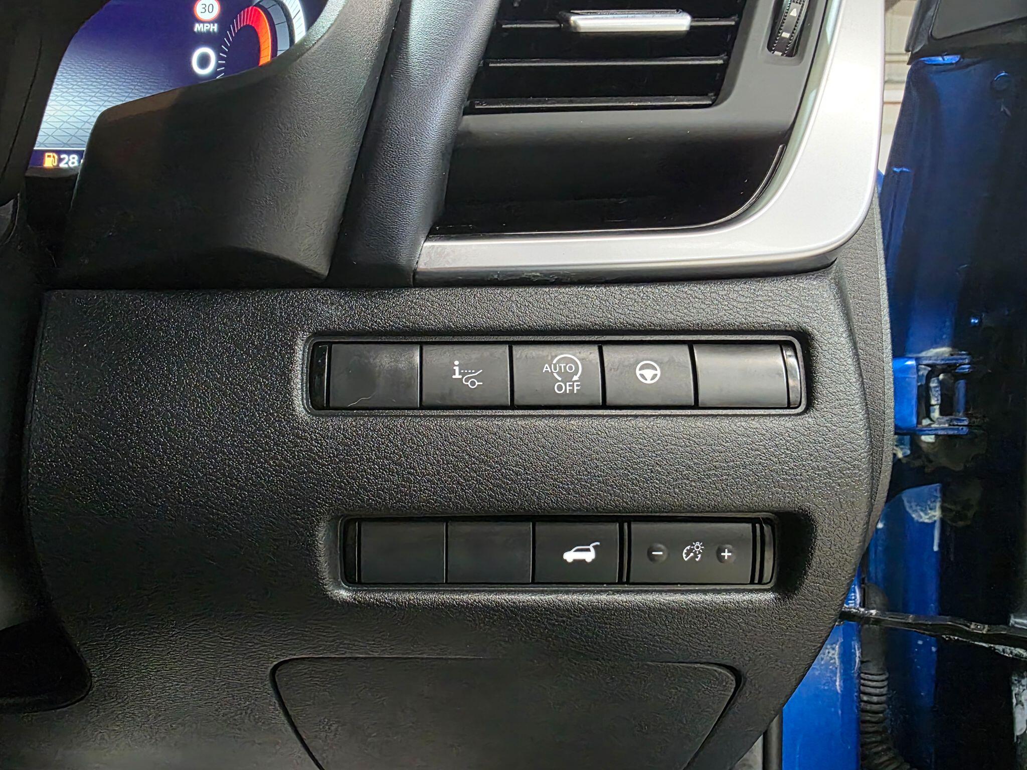 Nissan Qashqai view 17