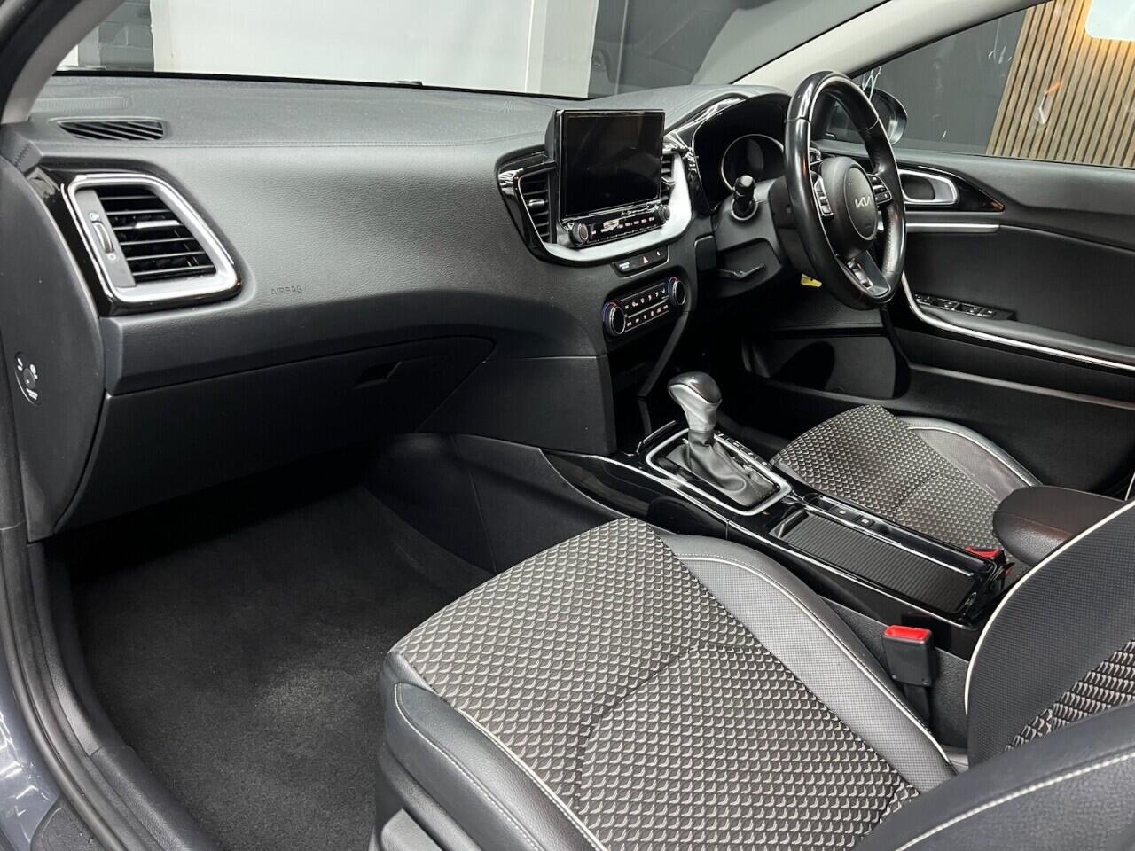 Kia Ceed view 31