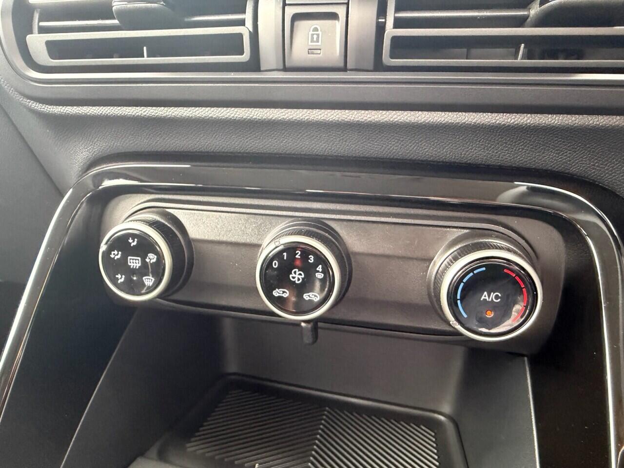 Citroen C3 view 22