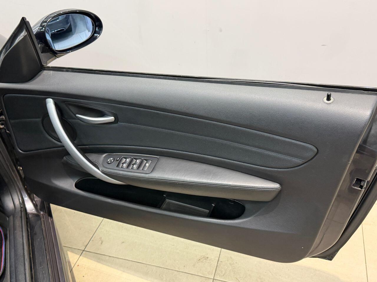 BMW 1 Series view 19
