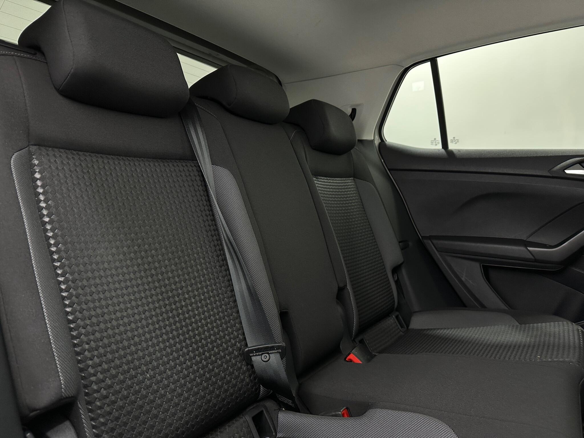 Volkswagen T-Cross view 42