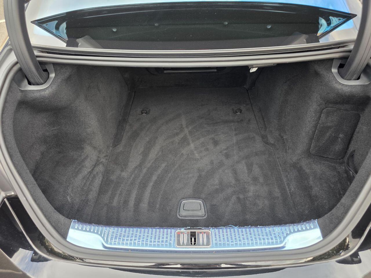 Mercedes-Benz S-Class view 46