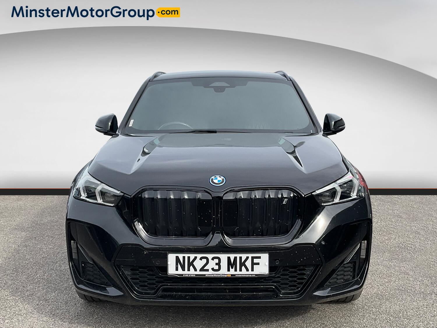 BMW Ix1 view 5
