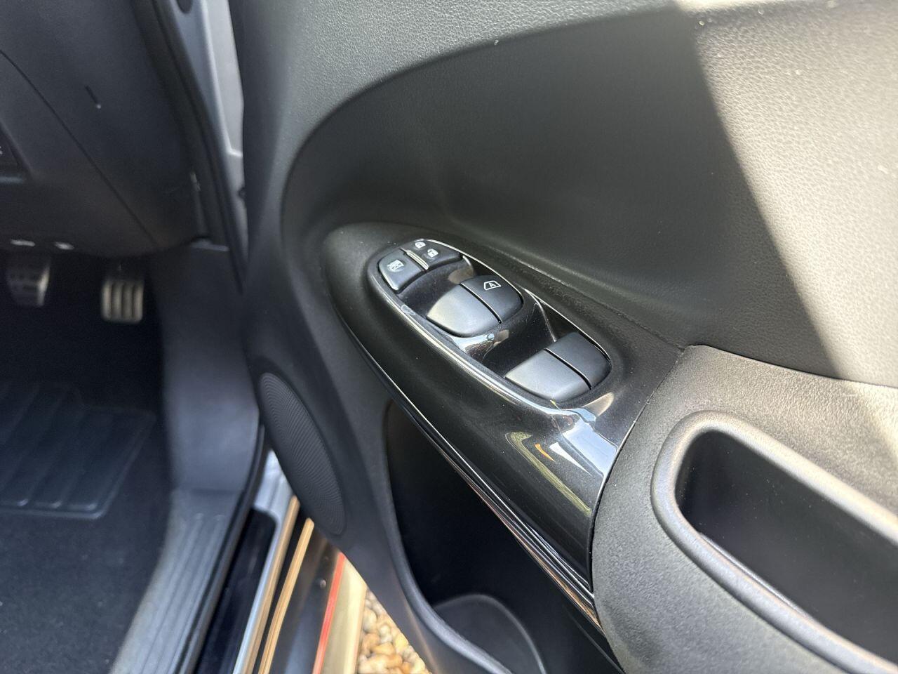 Nissan Juke view 13
