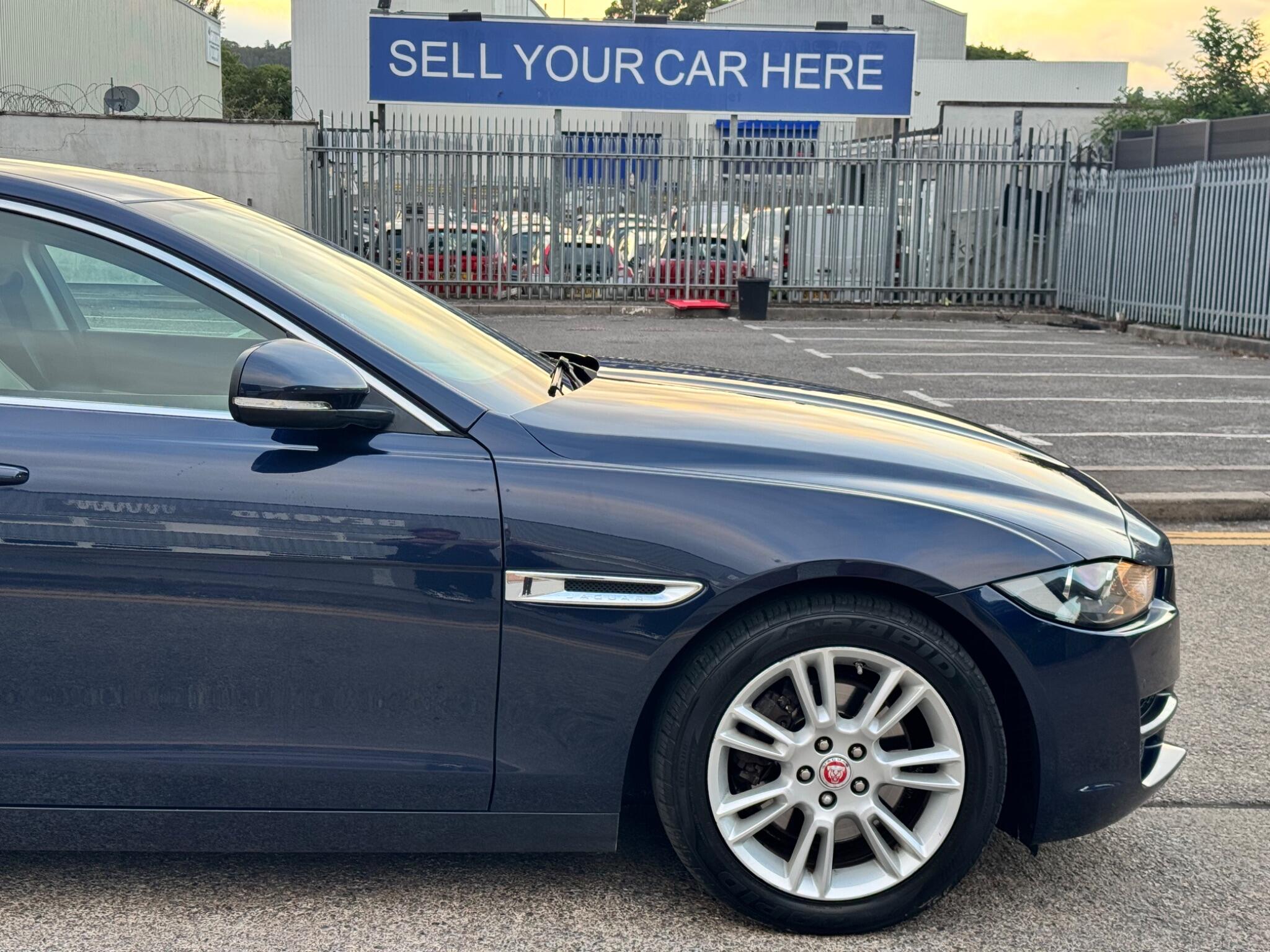 Jaguar Xe view 15