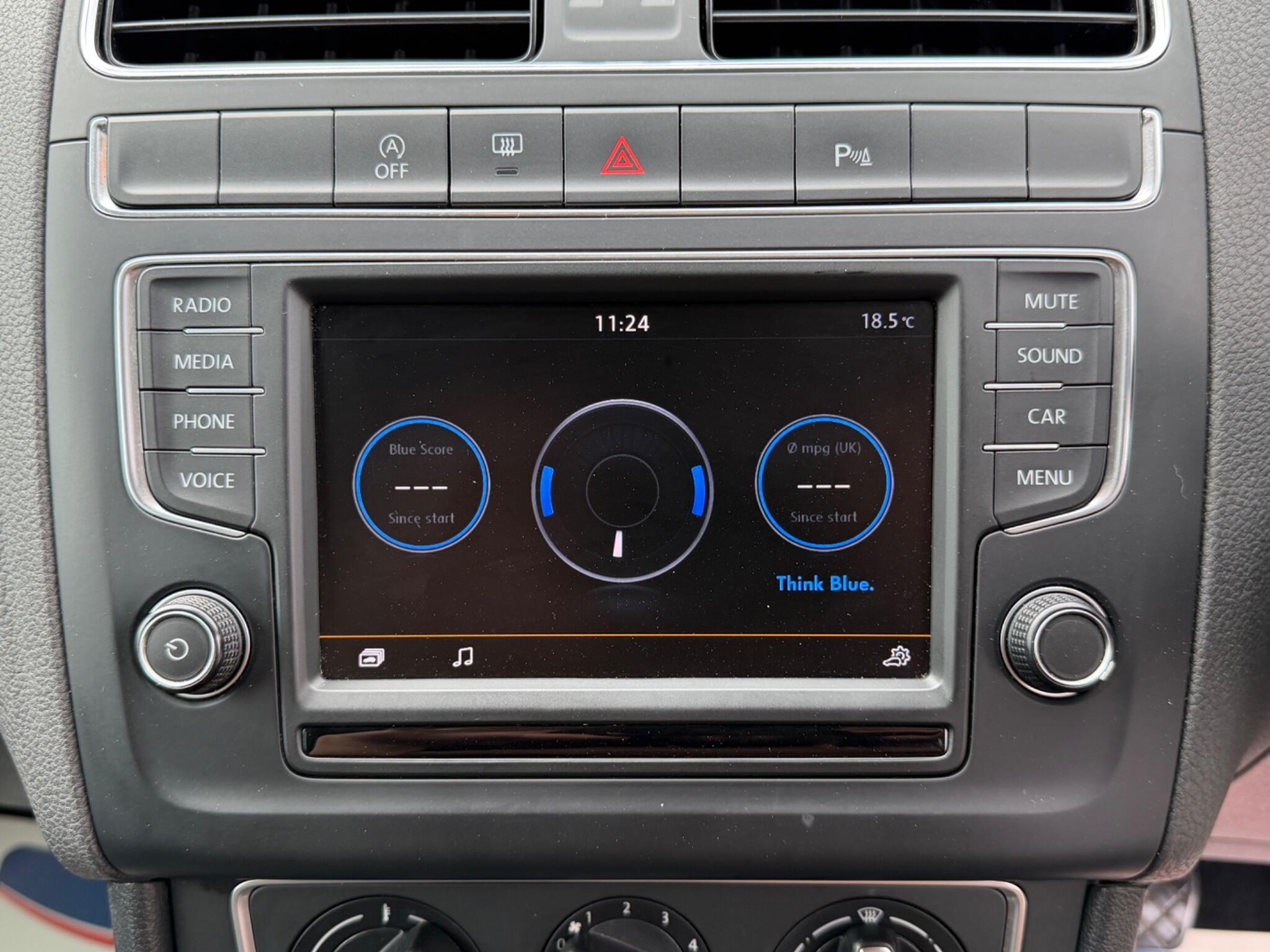 Volkswagen Polo view 29