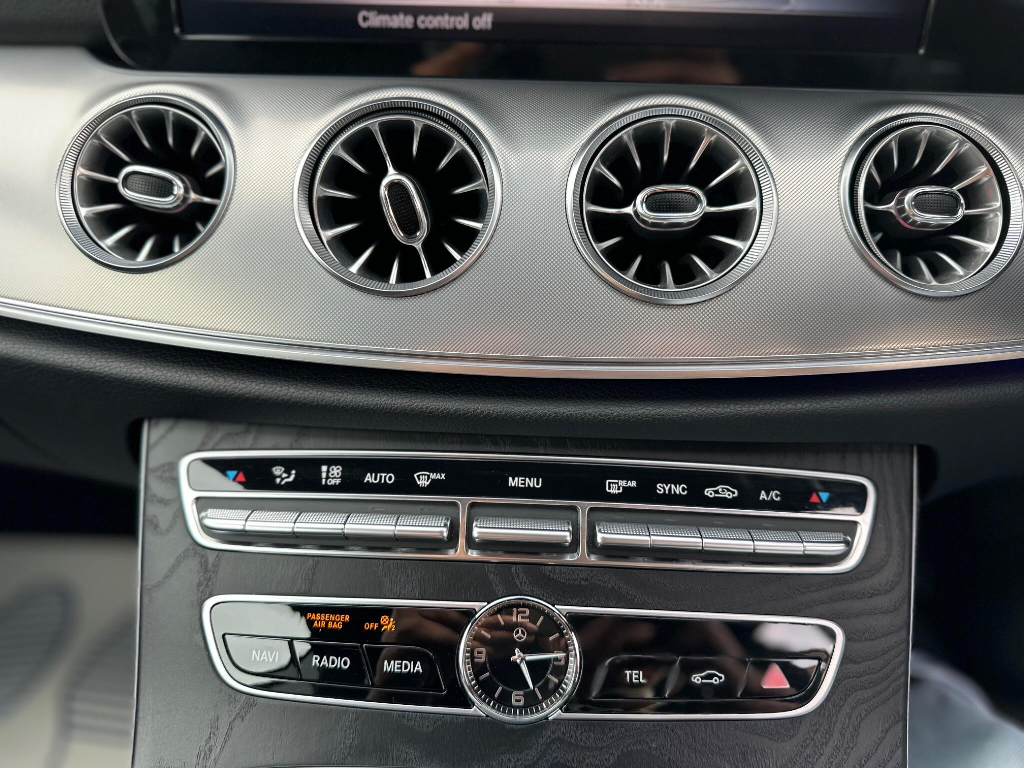 Mercedes-Benz E-Class view 17