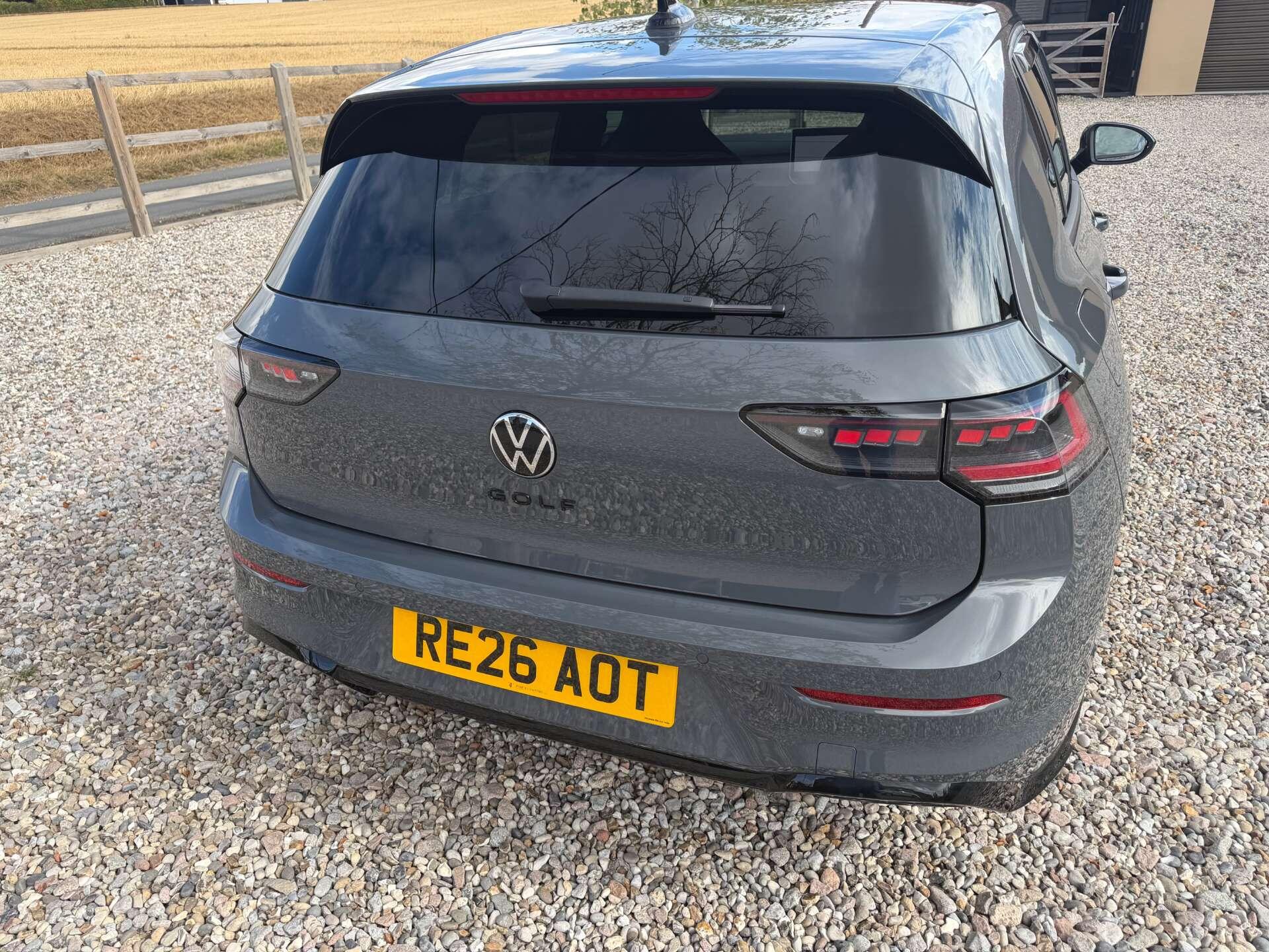 Volkswagen Golf view 10