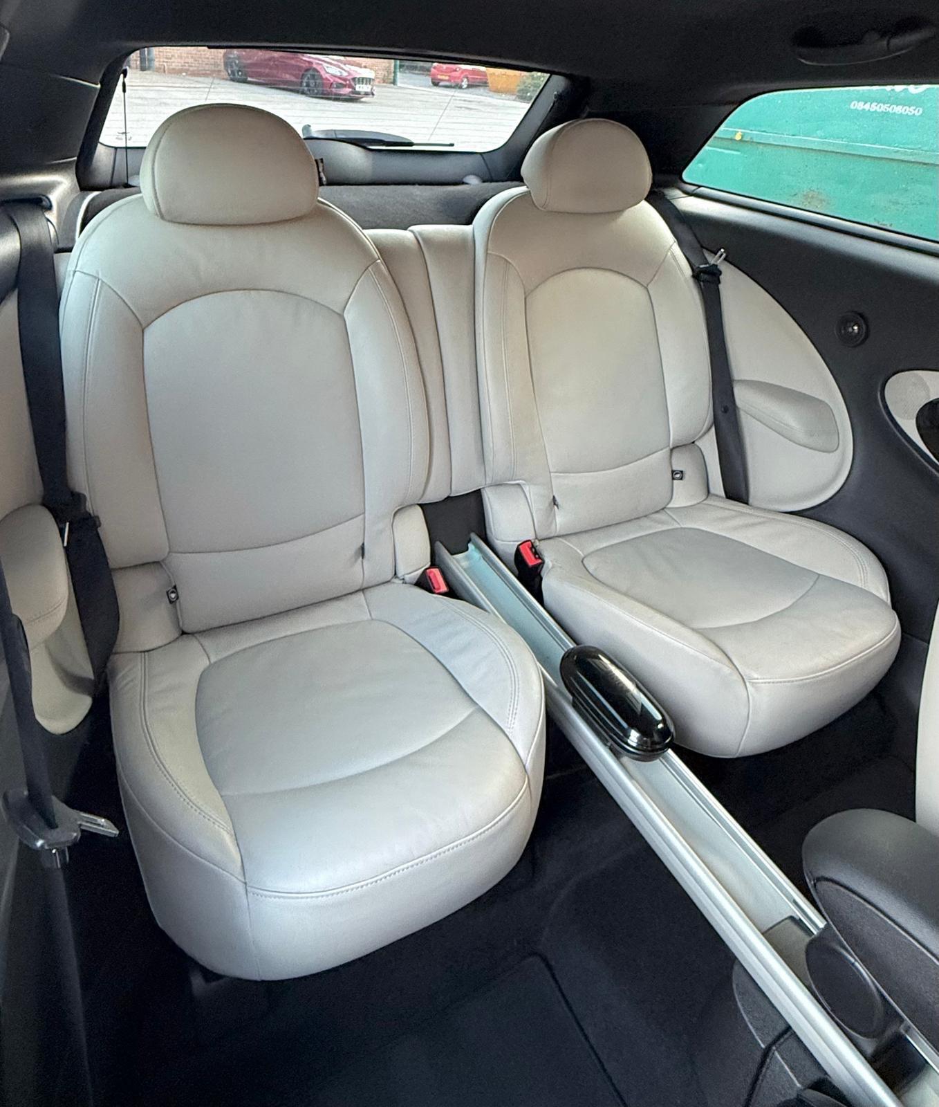 Mini Paceman view 15